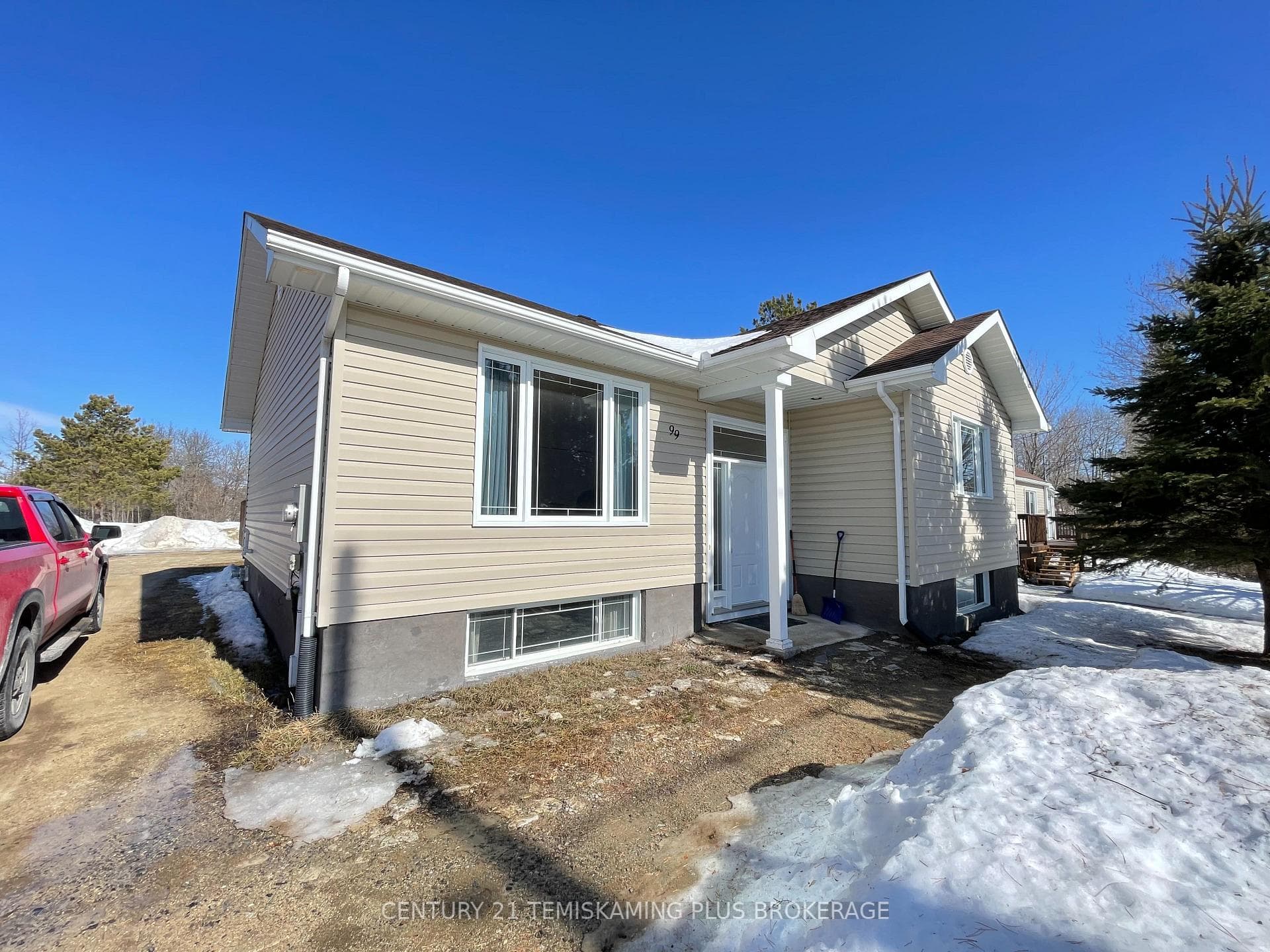 99 Pine Street photo 2
