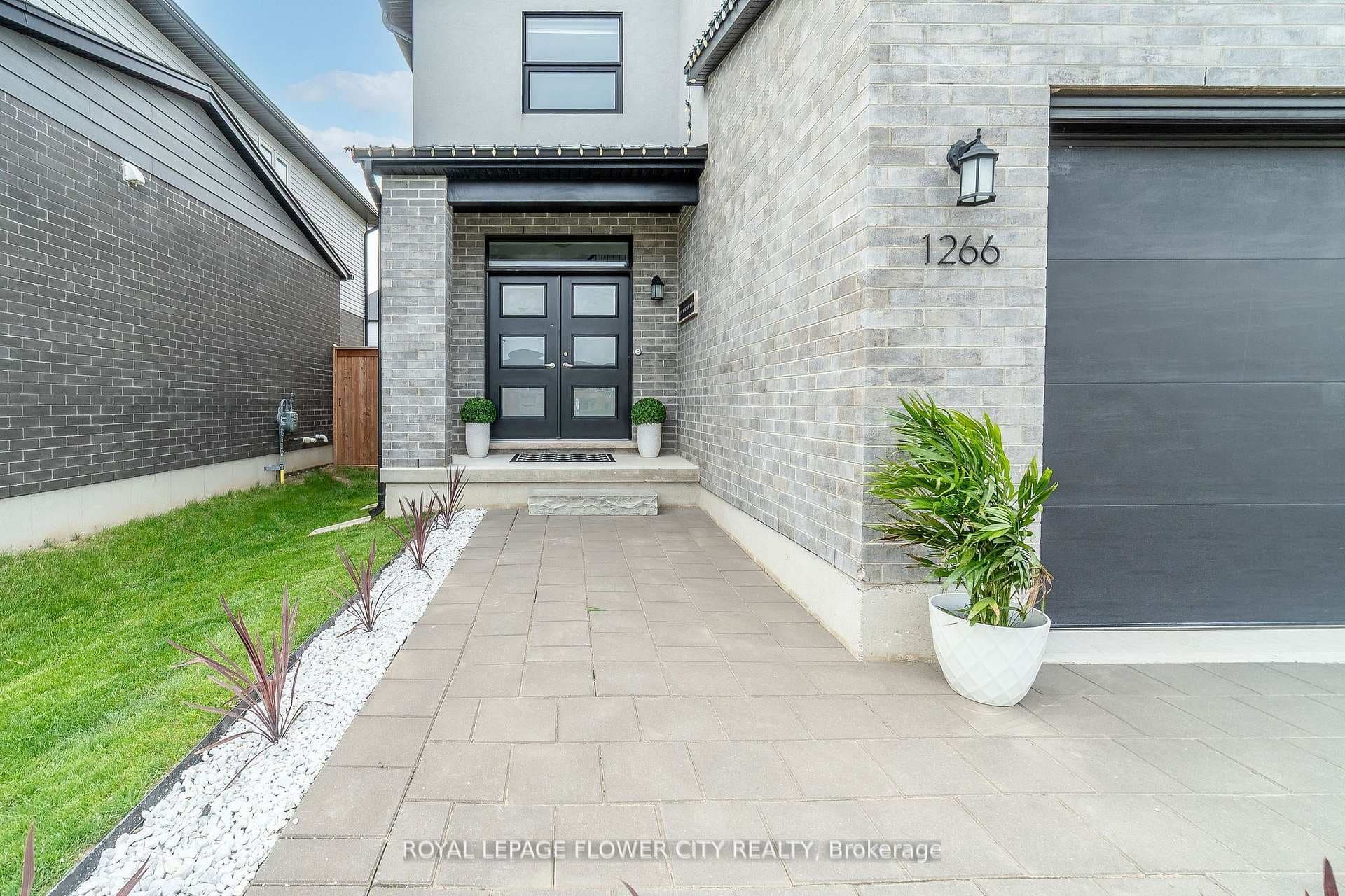 1266 Twilite Boulevard photo 5