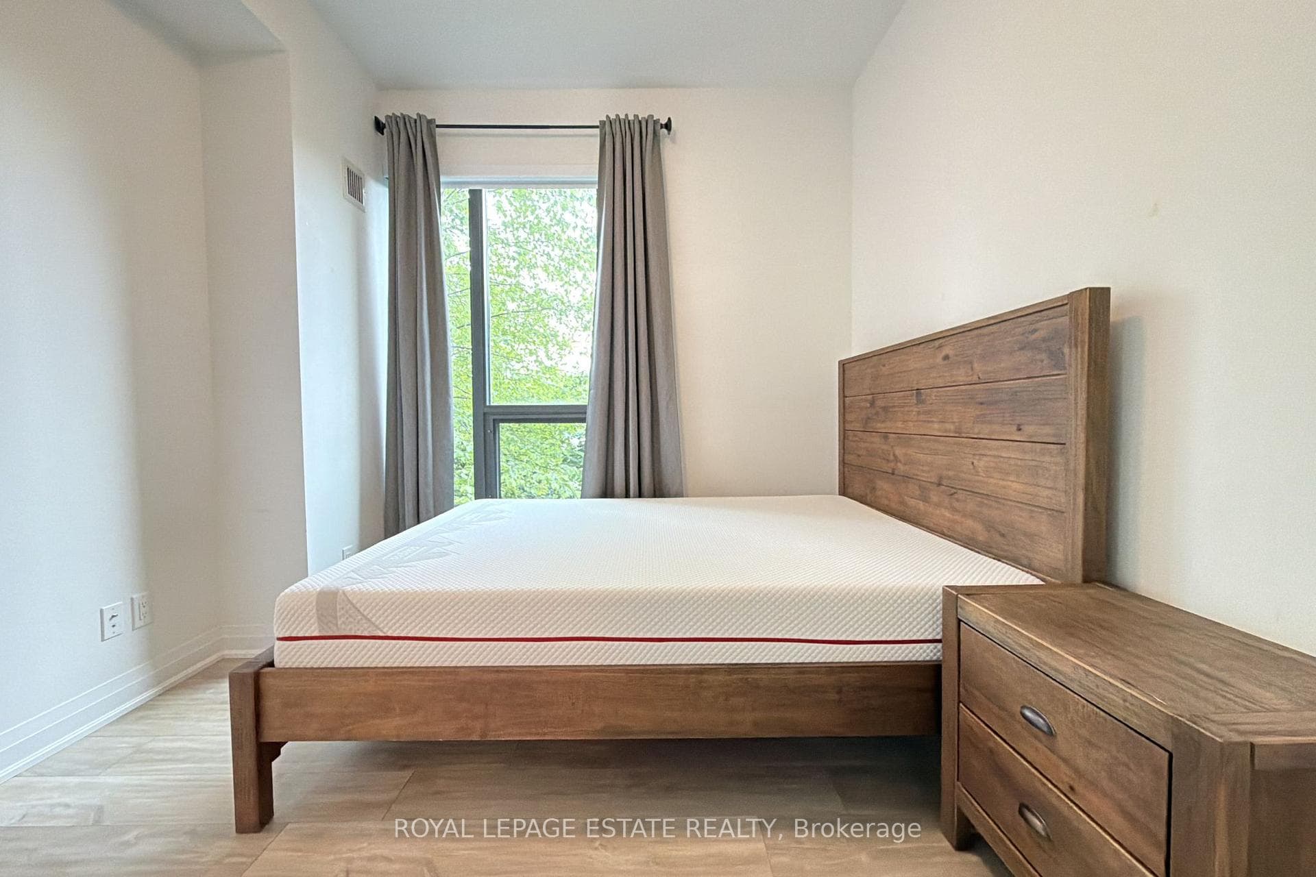280 Howland Avenue Unit 326 photo 12