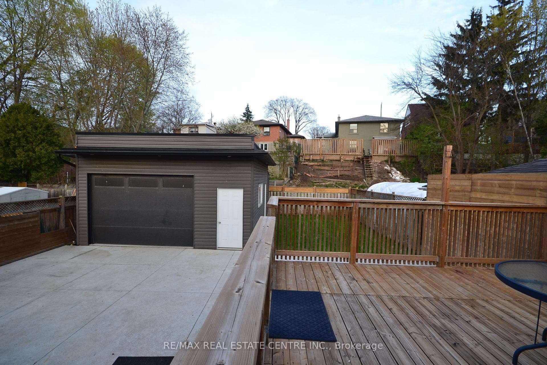 75 Cynthia Road photo 29