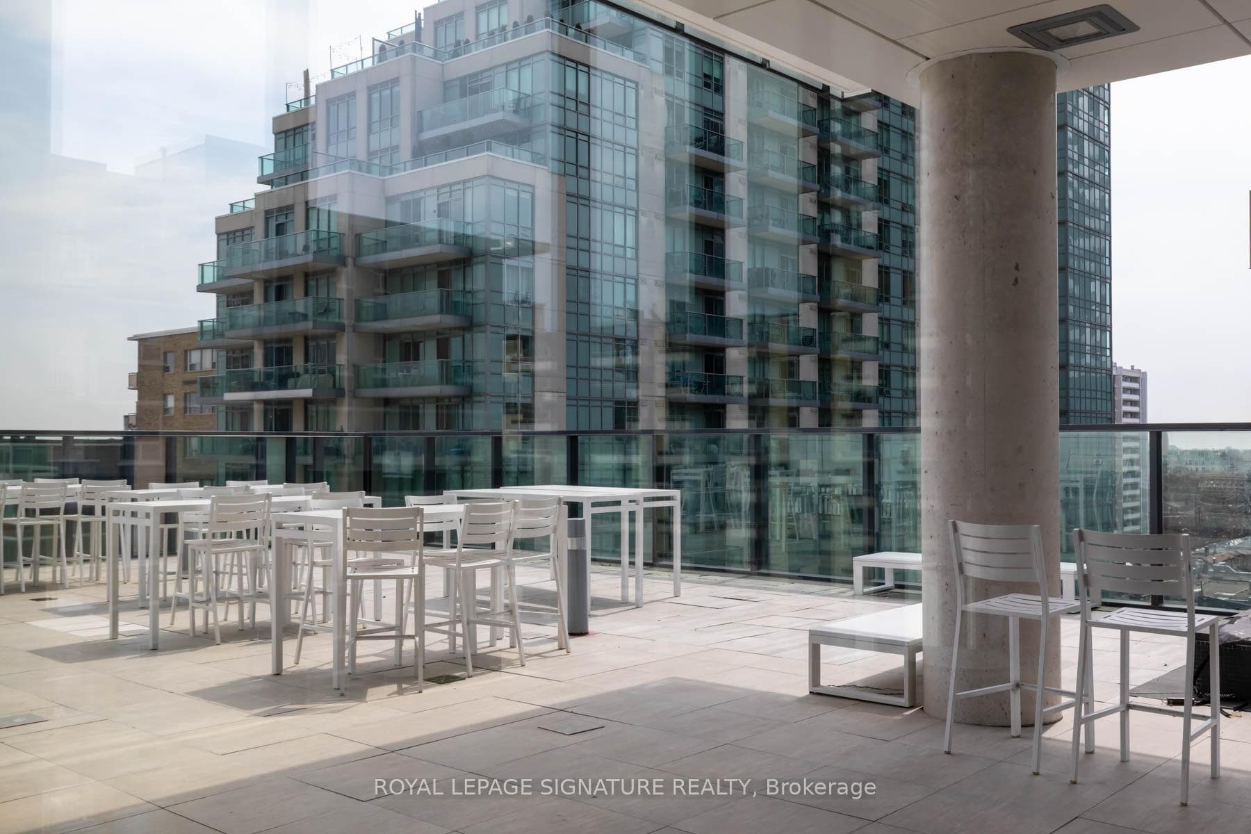 185 Roehampton Avenue Unit 2805 photo 29