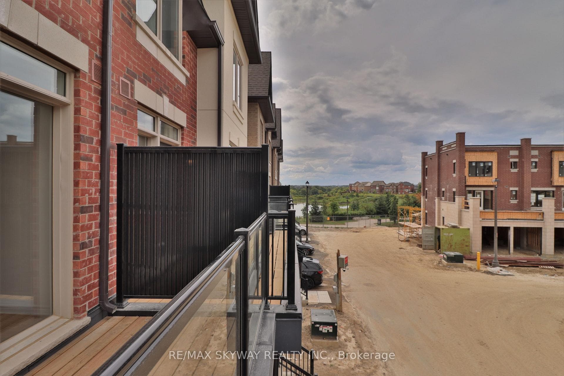 13 Tiveron Avenue photo 38