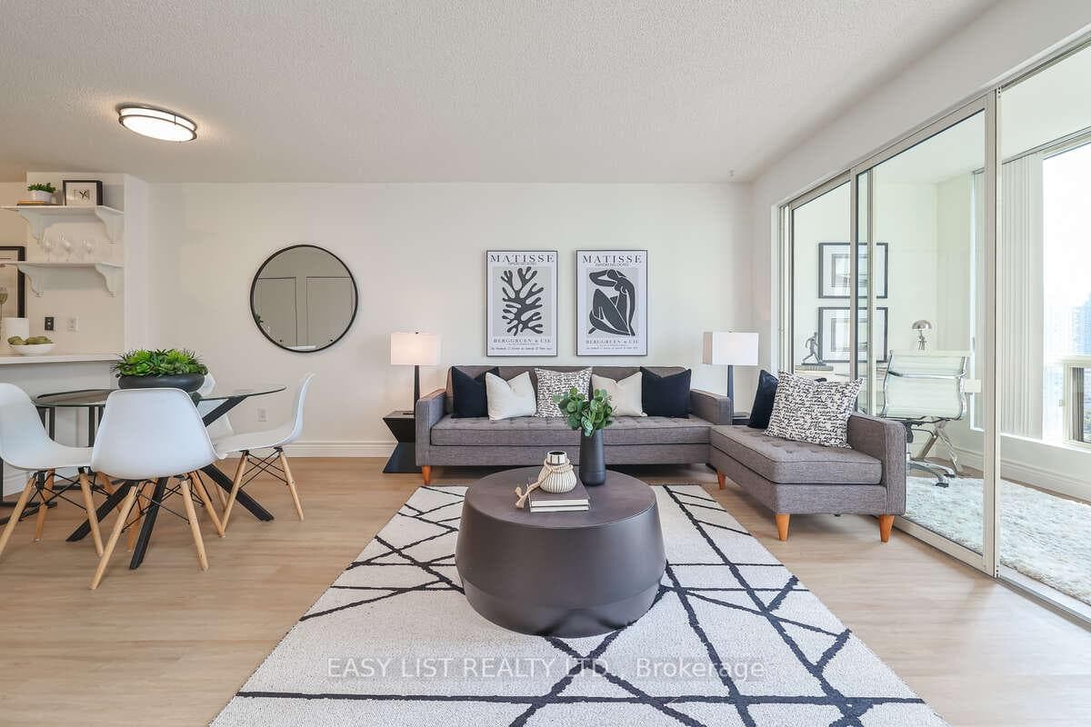 25 Grenville Street Unit 2404 photo 8