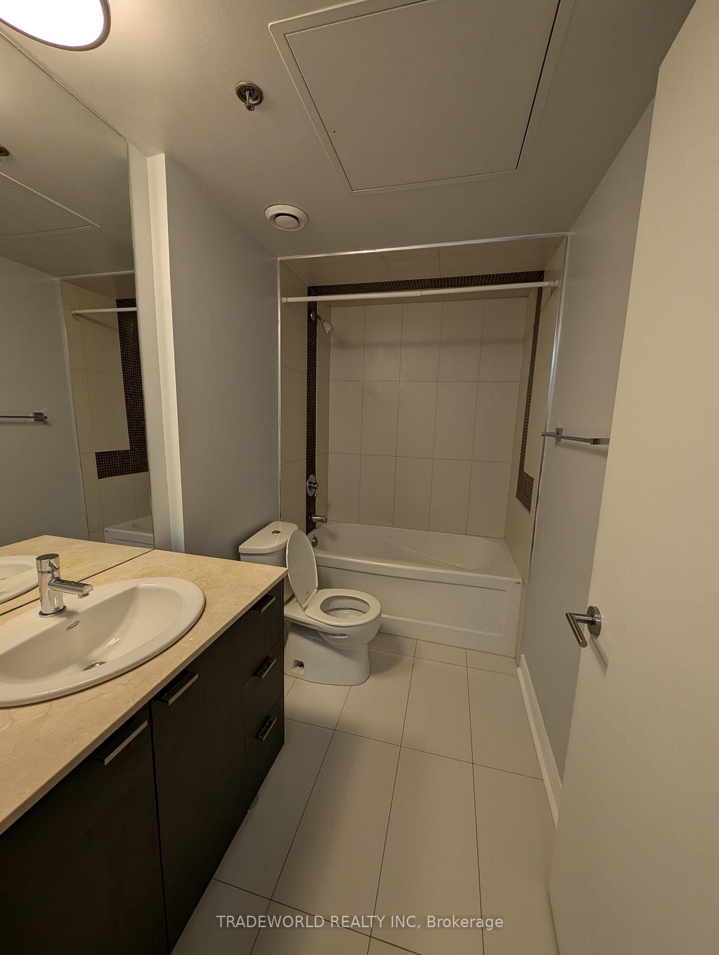 375 King Street Unit 409 photo 10