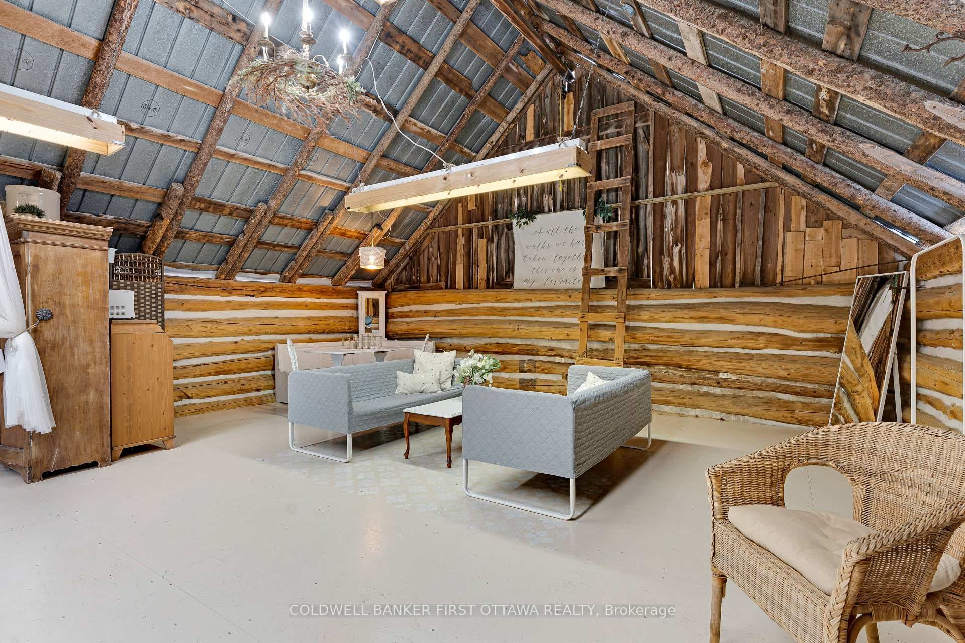 Bridal party prep space above Bergamot Barn
