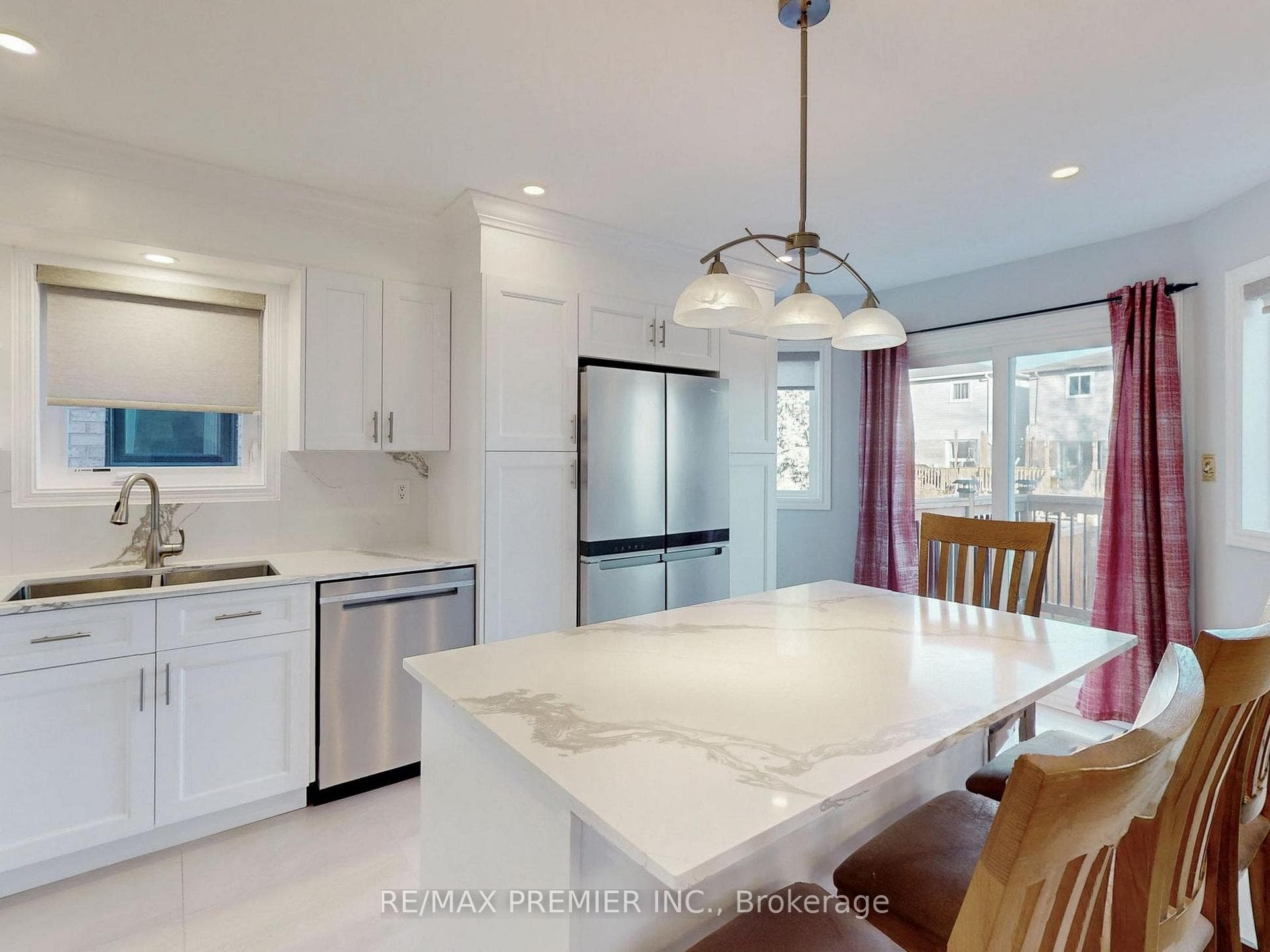 116 Hudson Crescent photo 7