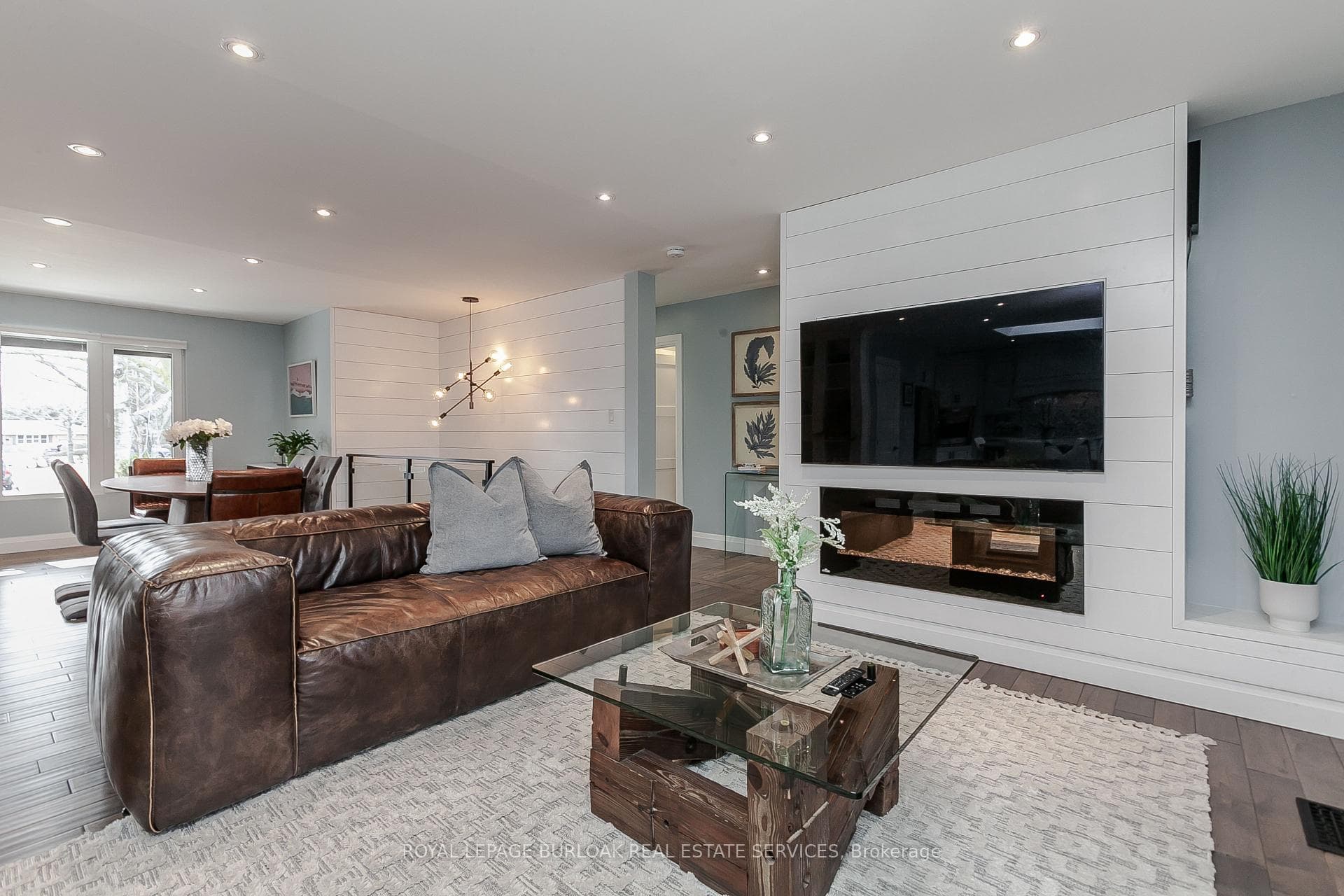 417 Strathcona Drive photo 8