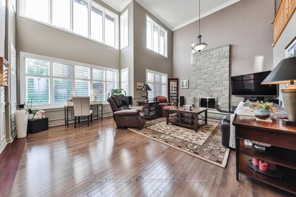 2024 Peak Place photo 13