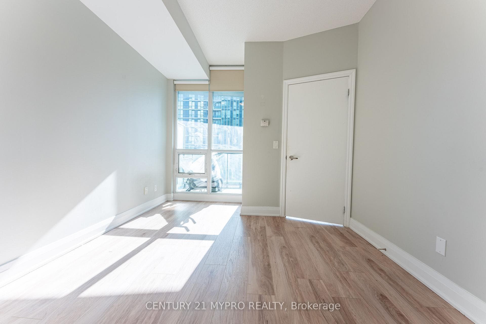 16 Yonge Street Unit 3001 photo 14