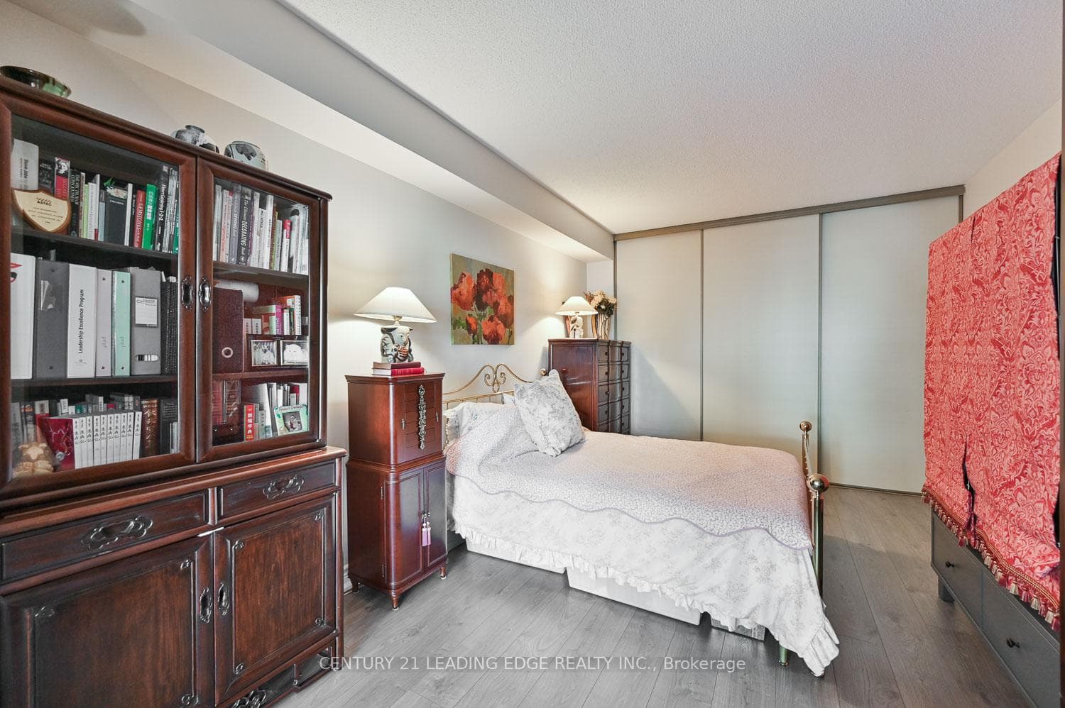 100 Anna Russell Way Unit 124 photo 27