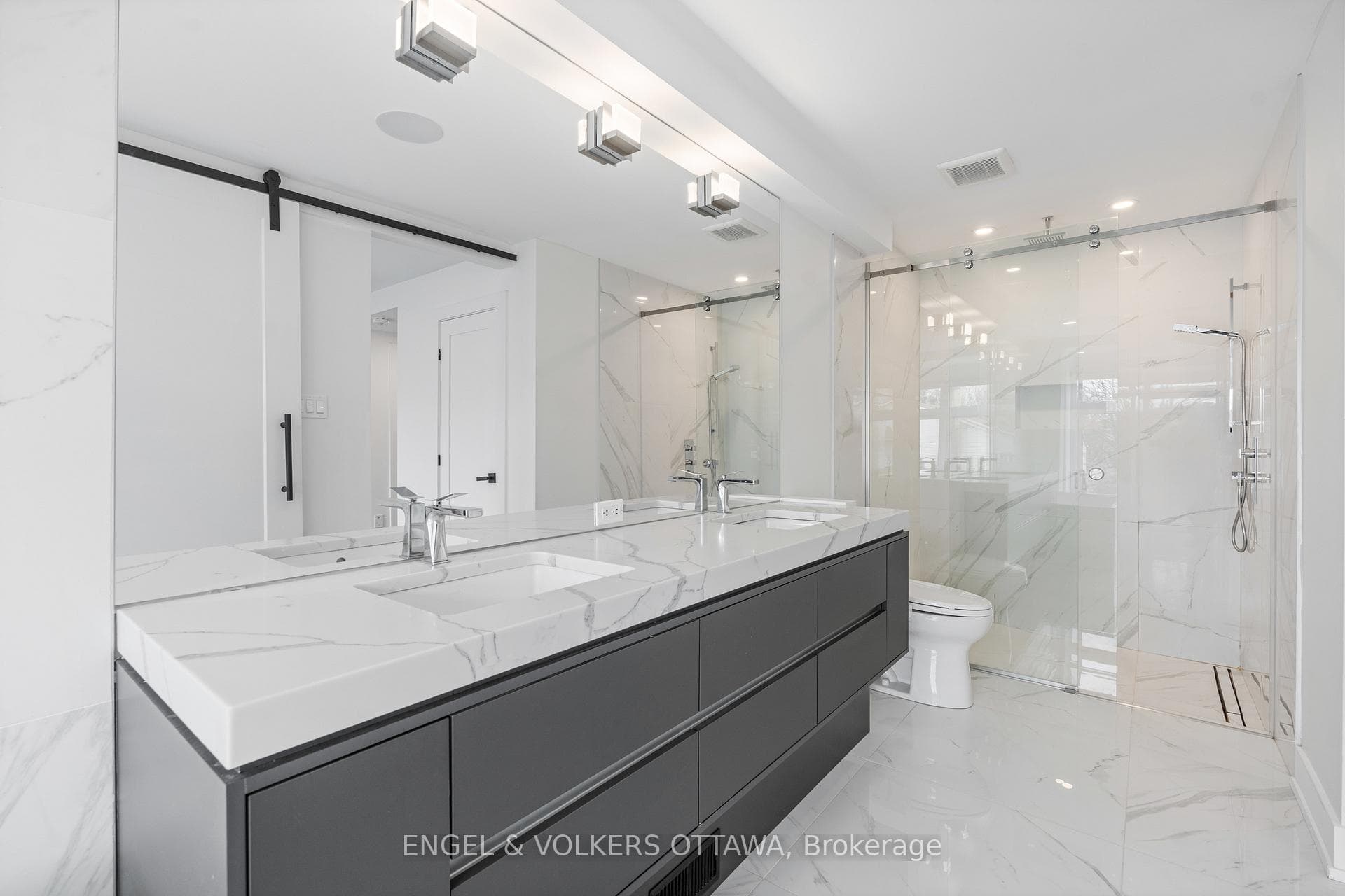 2154 Rice Avenue photo 21