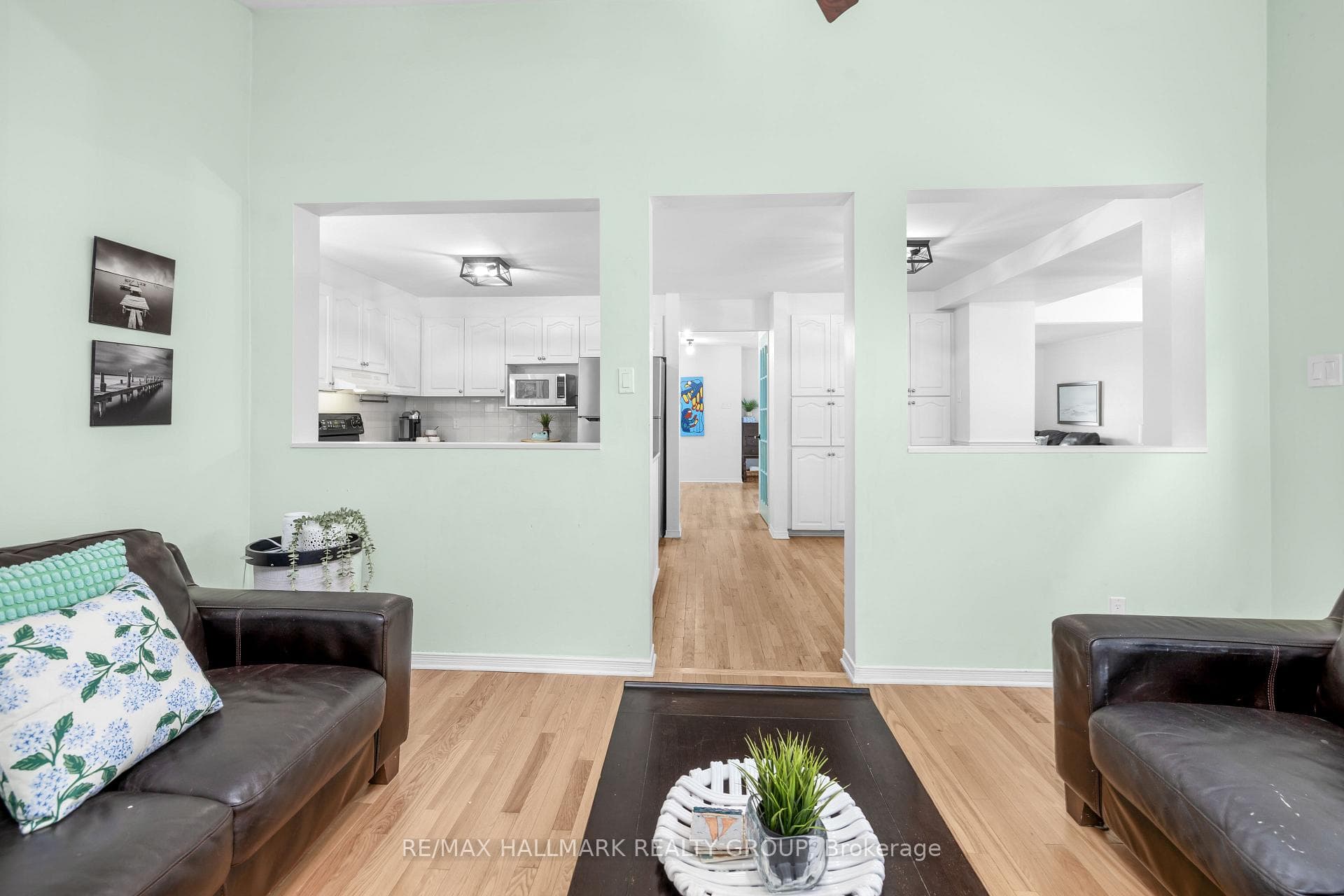 652 Thicket Way photo 21