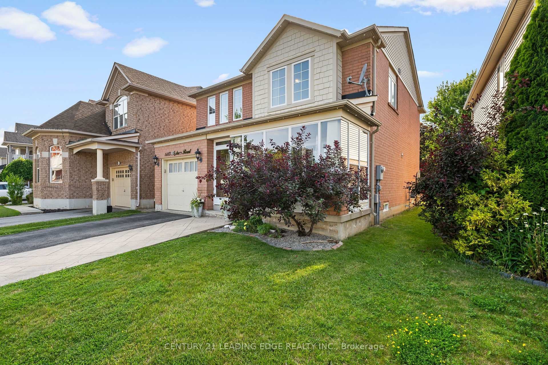 Beautiful Detached 4 Bedroom 3 Bathroom In Milton