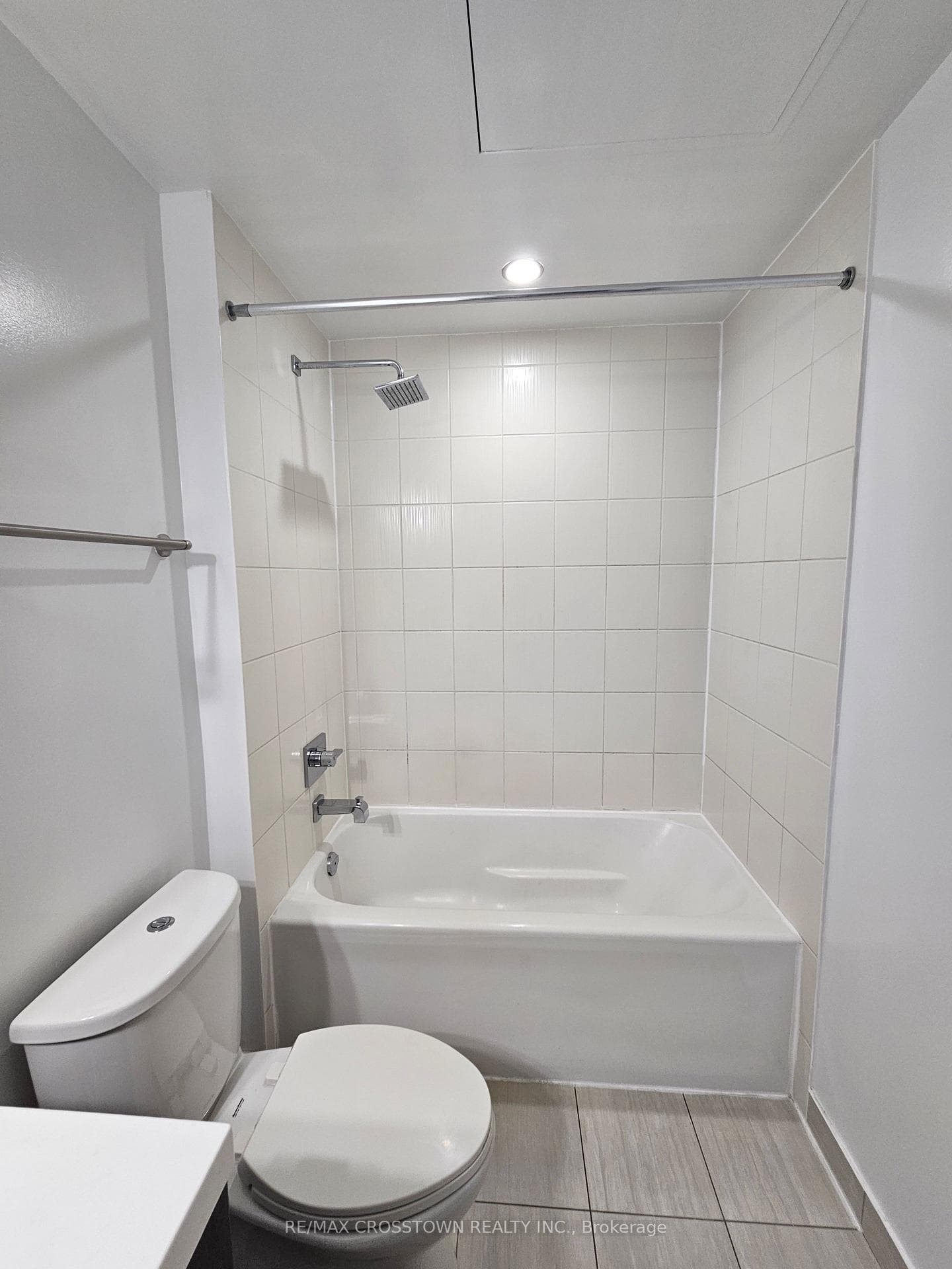 28 Prince Regent Street Unit Ph14 photo 23