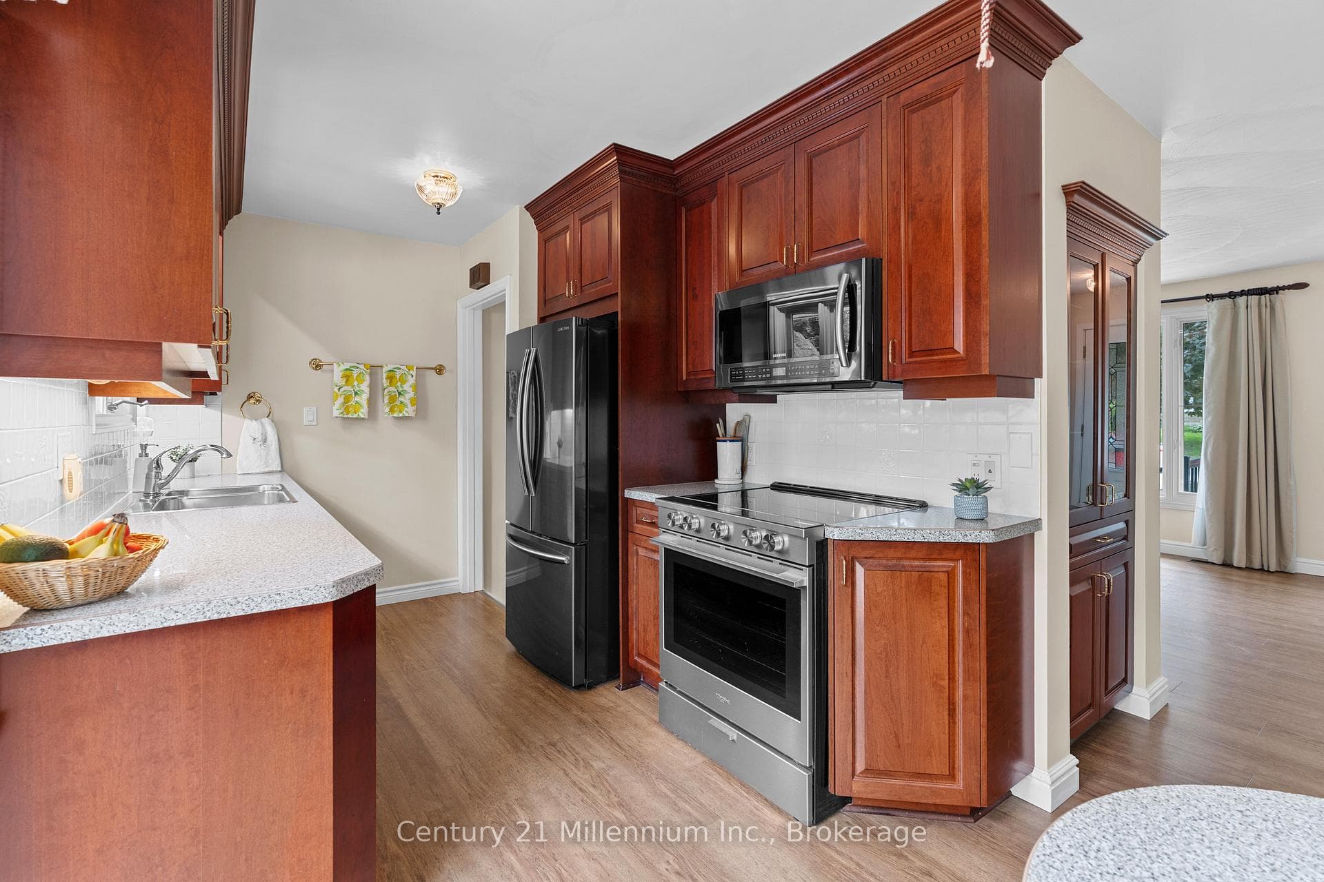 128 7th Avenue photo 20