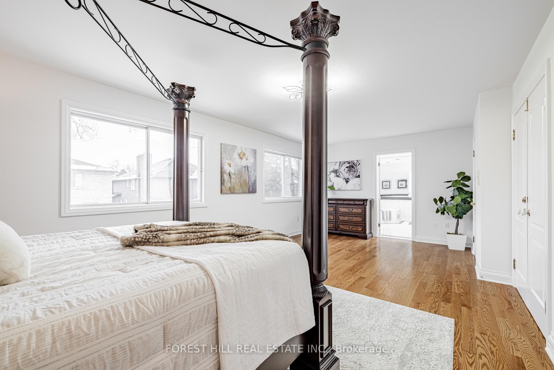 266 Empress Avenue photo 20