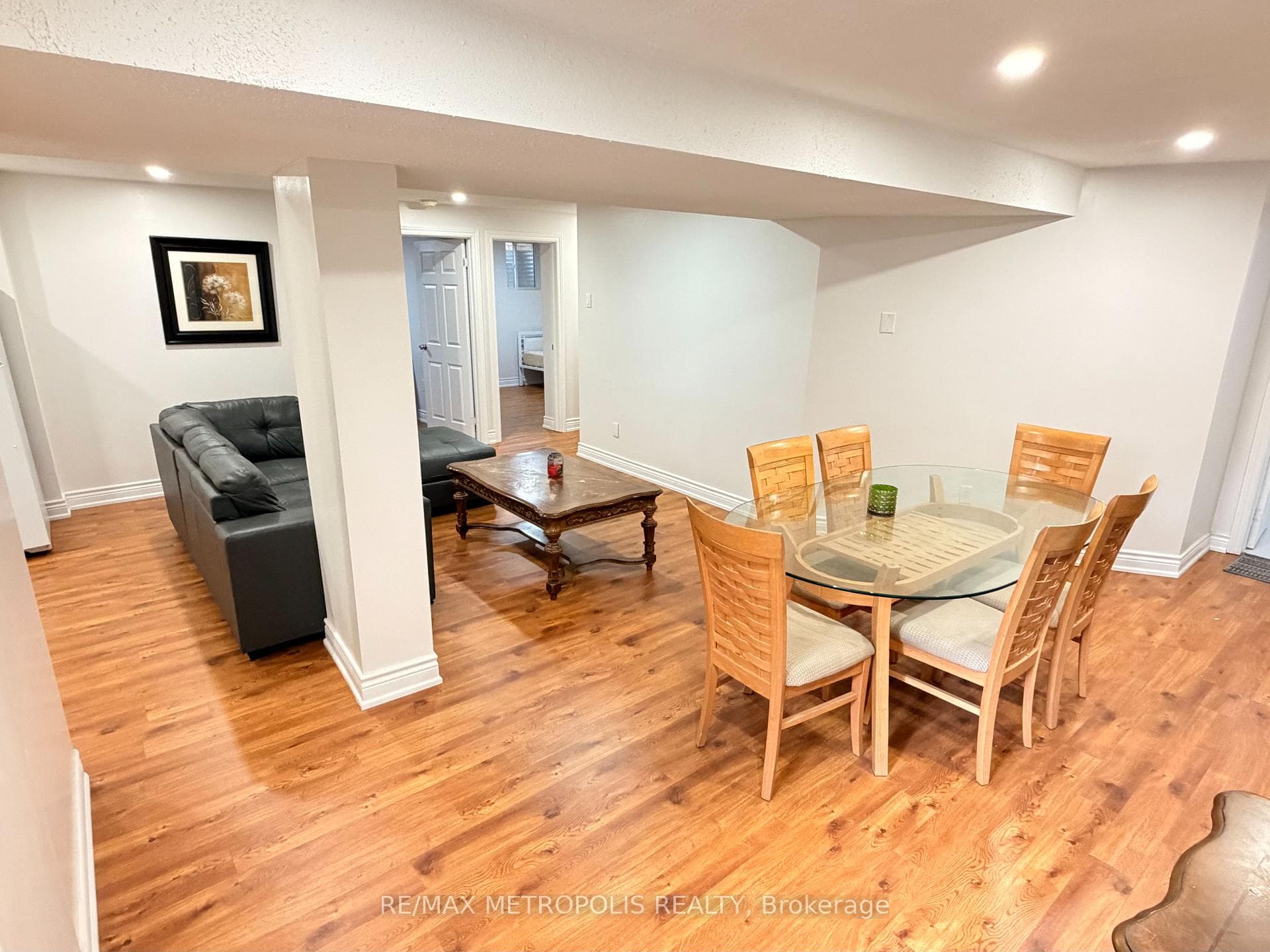 216 Gwendolyn Street Unit #Basement photo 7