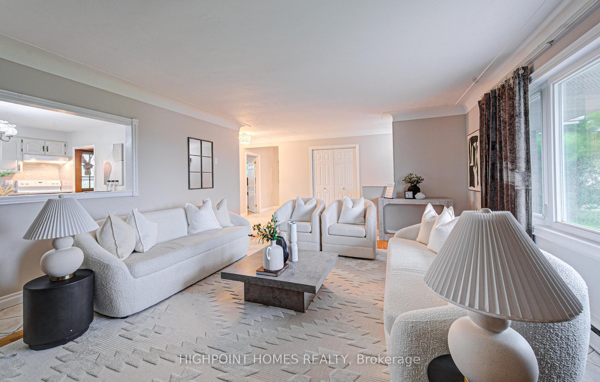 5438 Trafalgar Road photo 9