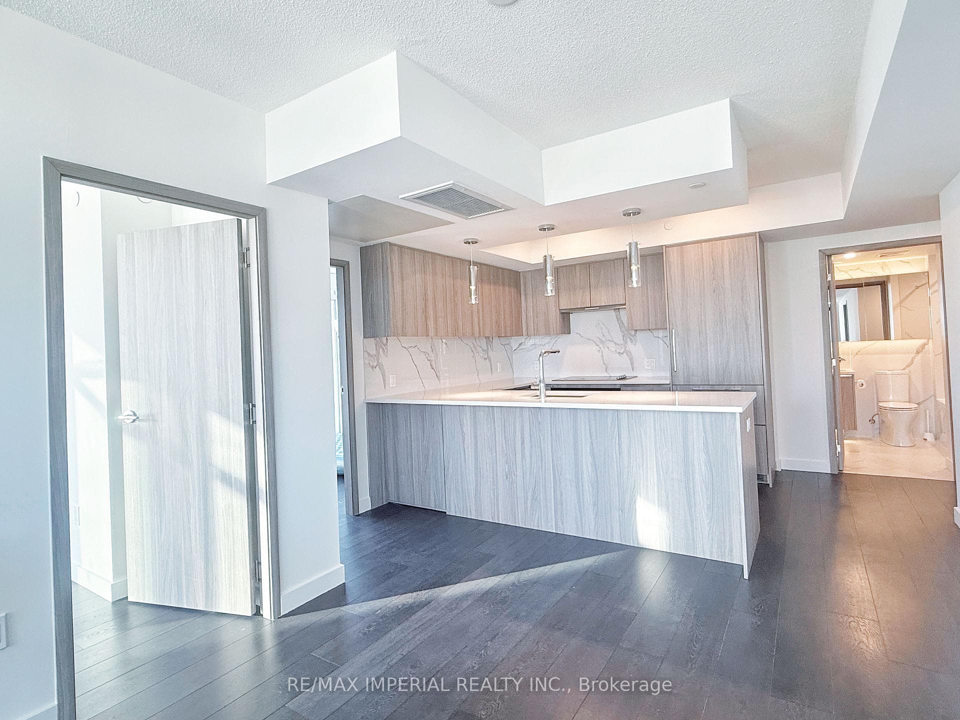 1 CONCORD CITYPLACE Way Unit 4005 photo 6