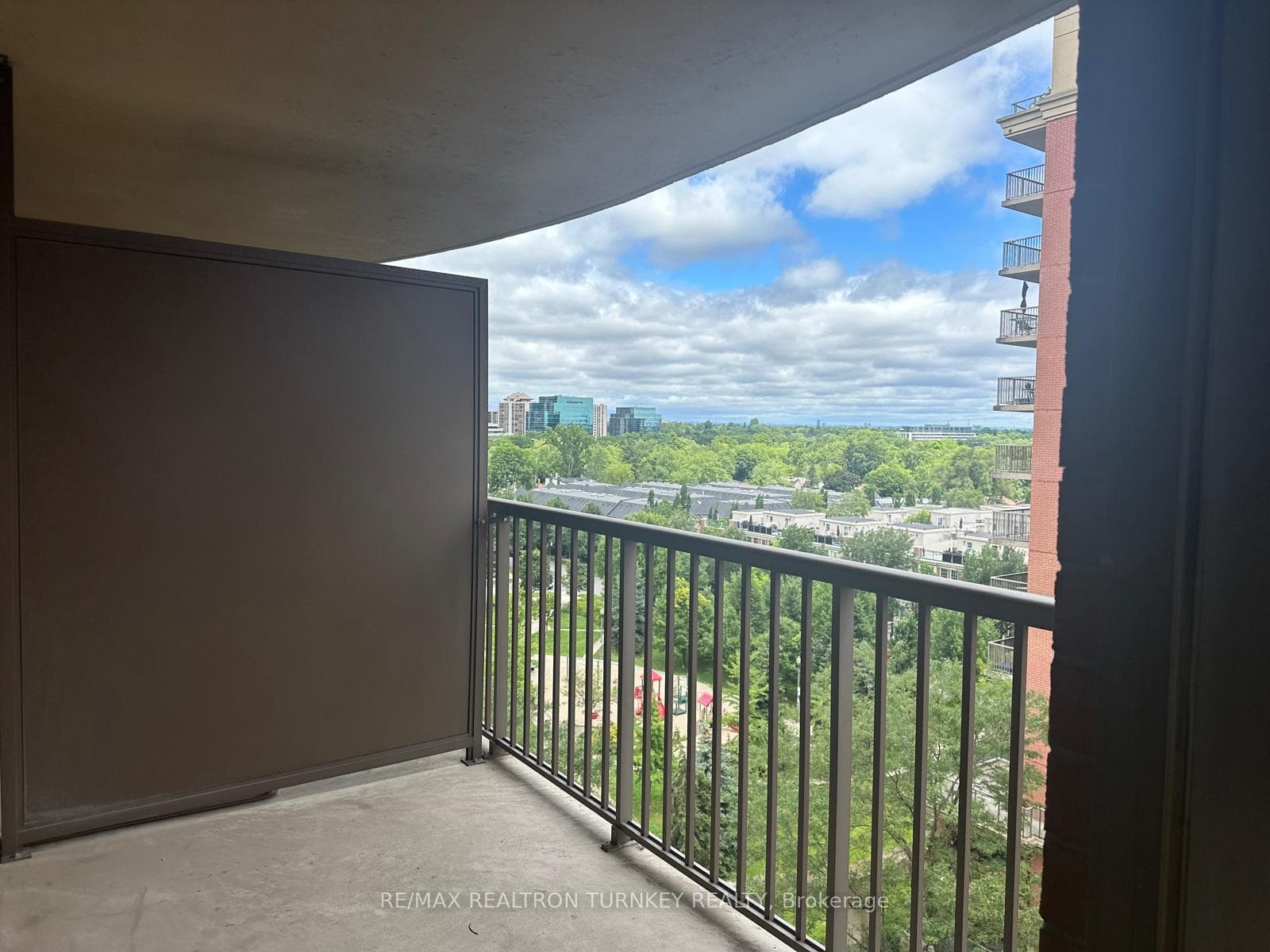 51 Harrison Garden Boulevard Unit Lph 6 photo 19