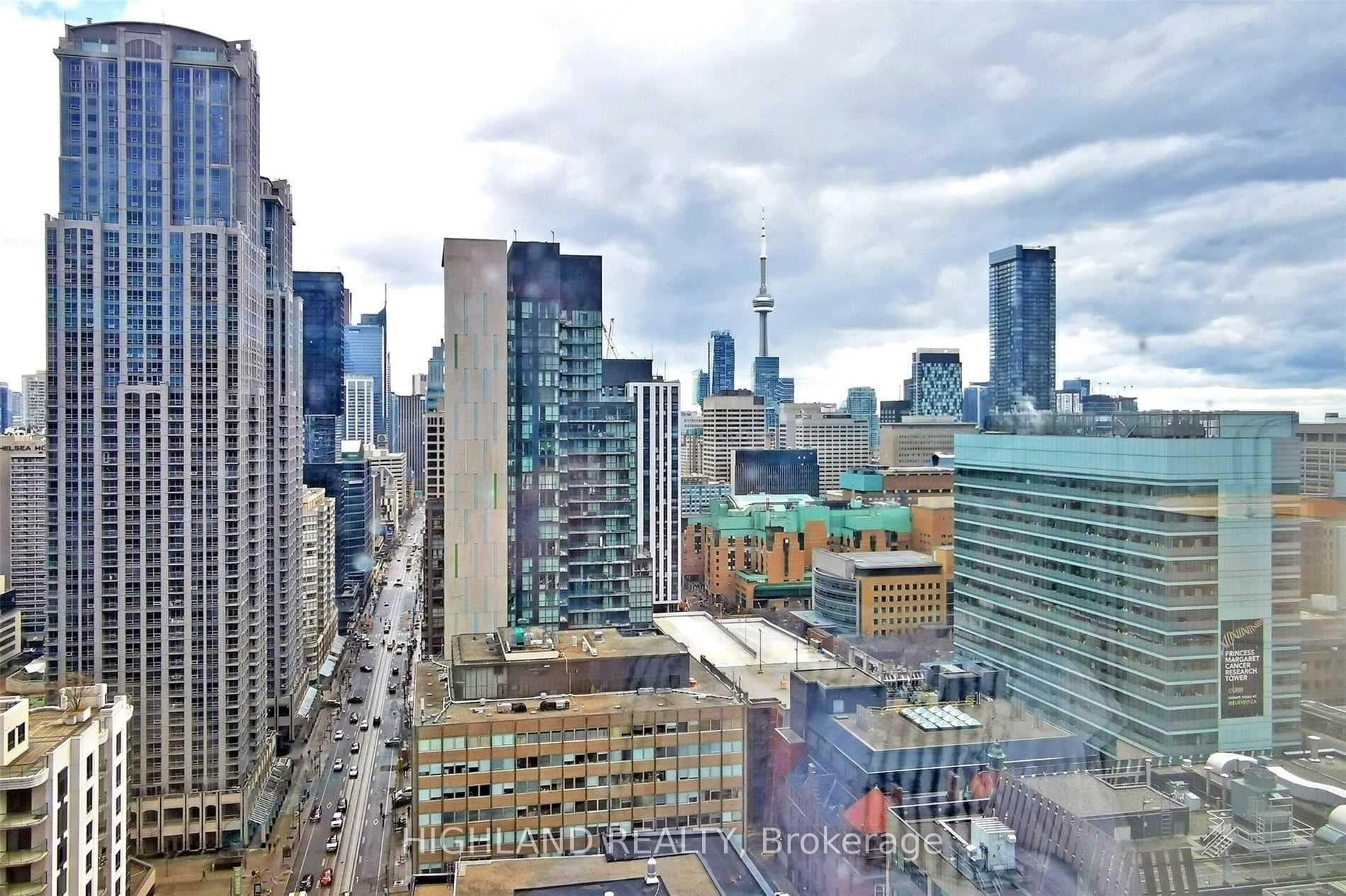 832 Bay Street Unit 2409 photo 3