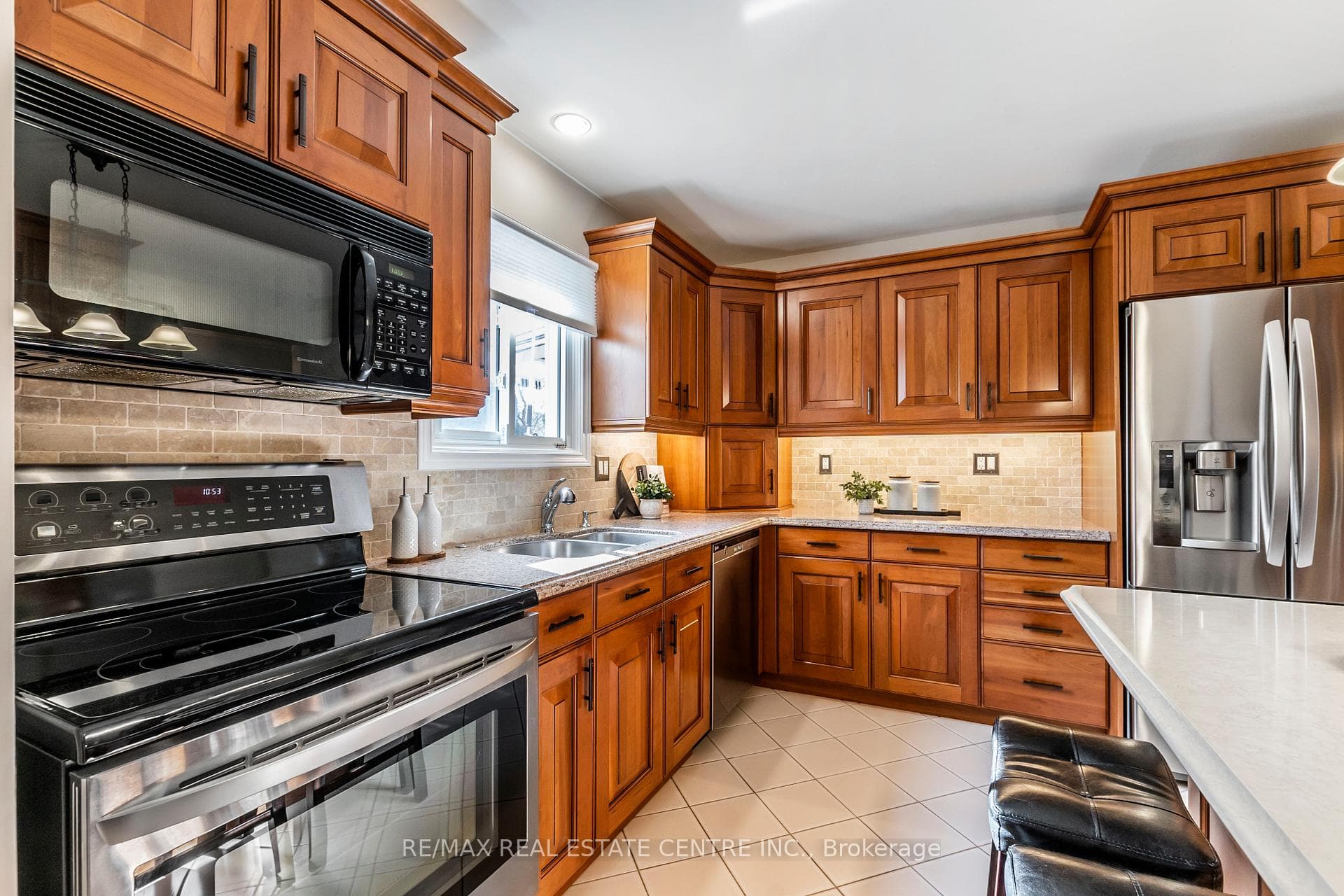 684 Harrison Road photo 14