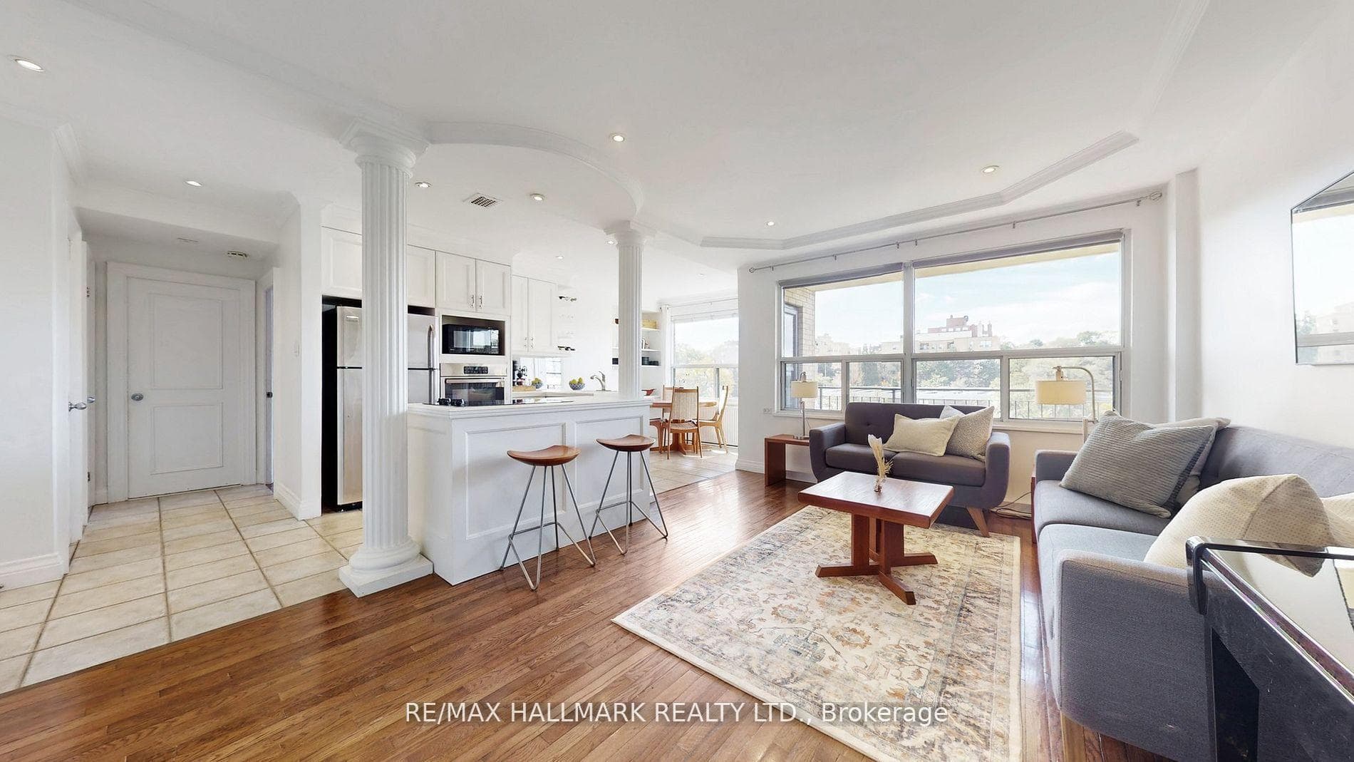 660 Eglinton Avenue Unit 508 photo 9