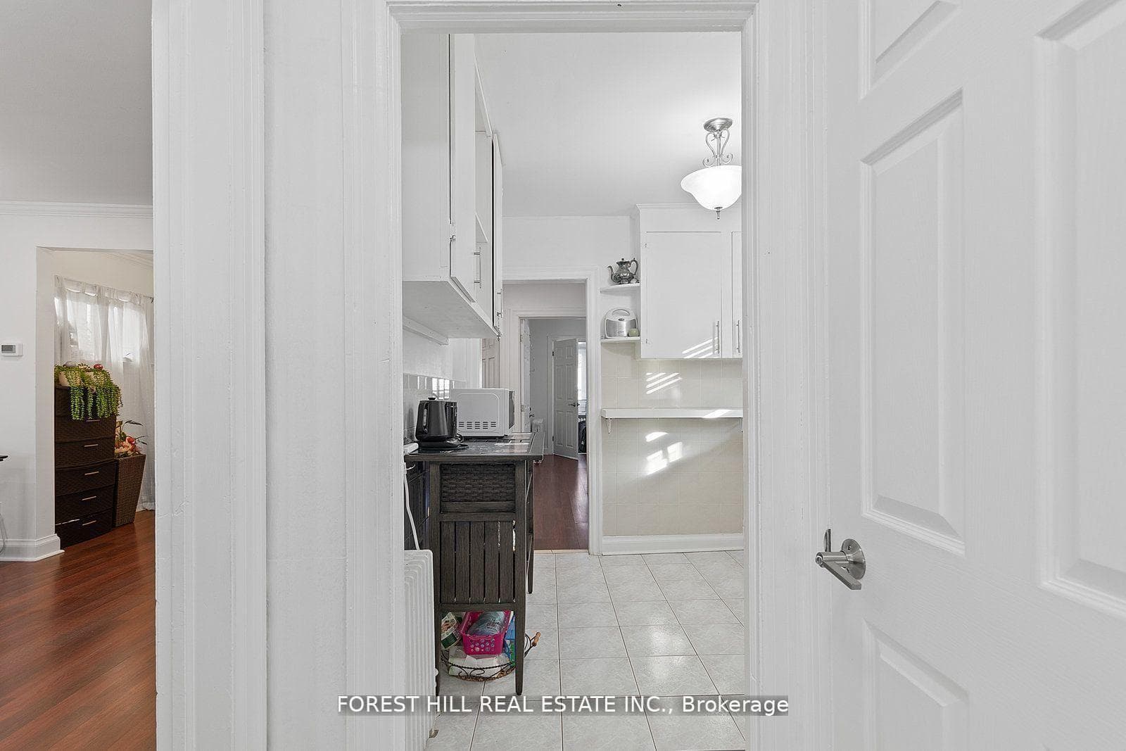 55 Hartley Avenue photo 5