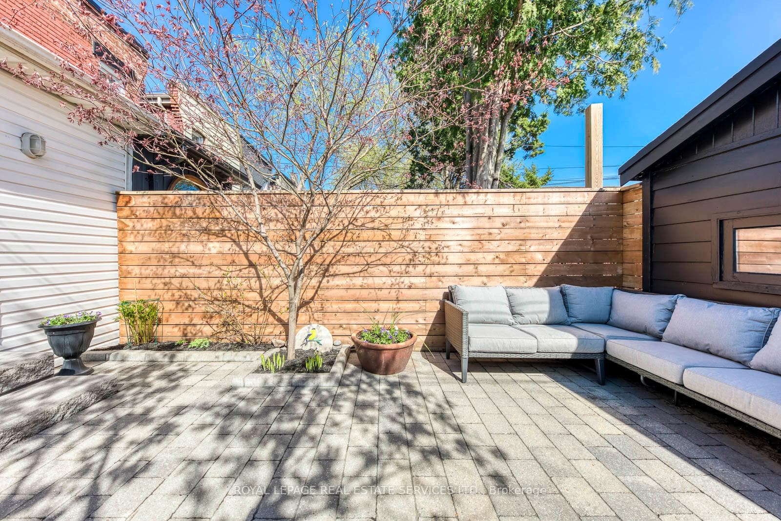 297 Maria Street photo 42