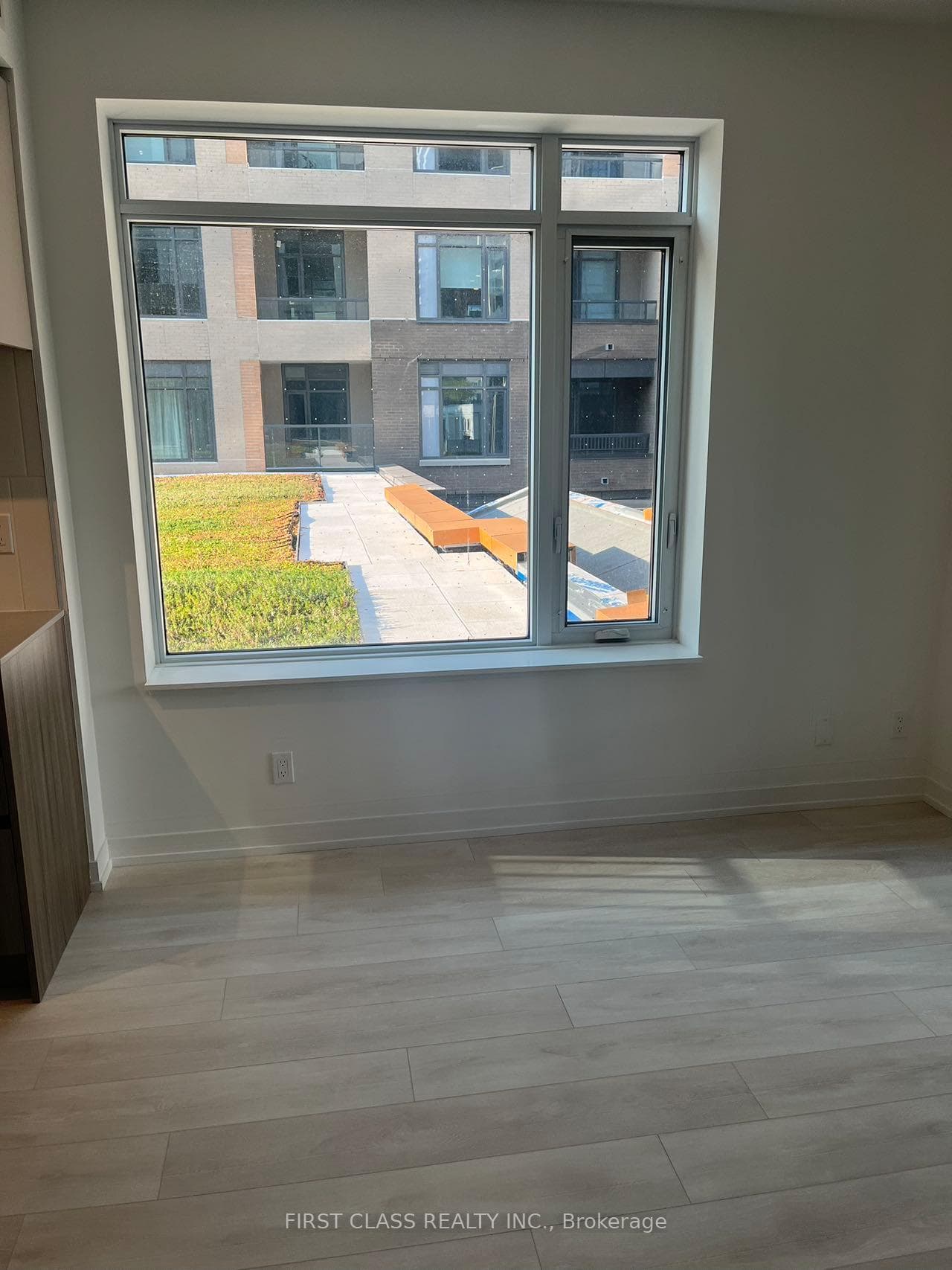 8 Beverley Glen Boulevard Unit D-0233 photo 17