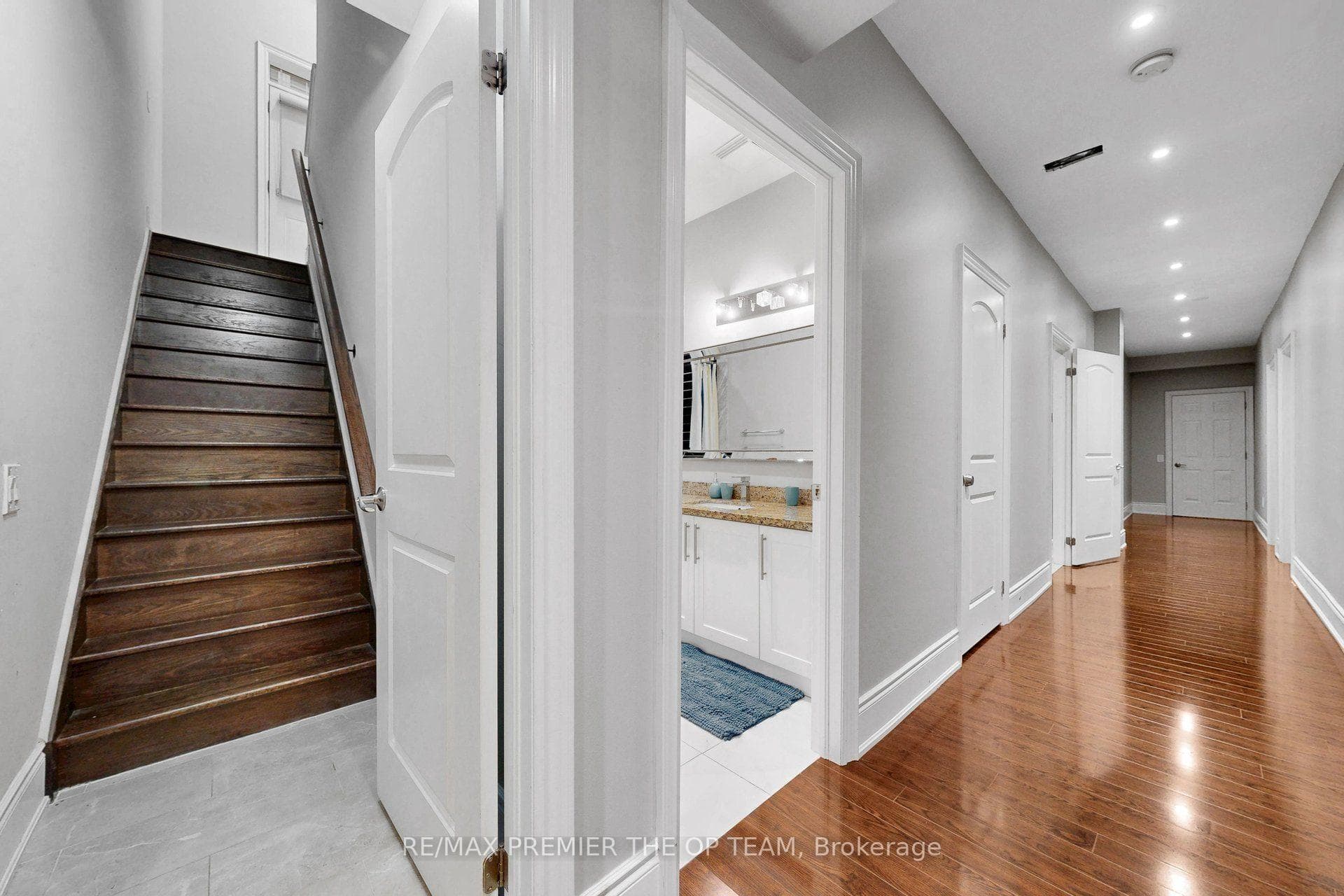 60 Chesney Crescent photo 37