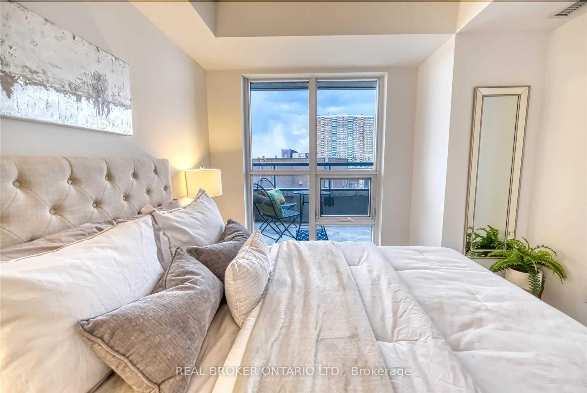 8 Trent Avenue Unit 305 photo 10