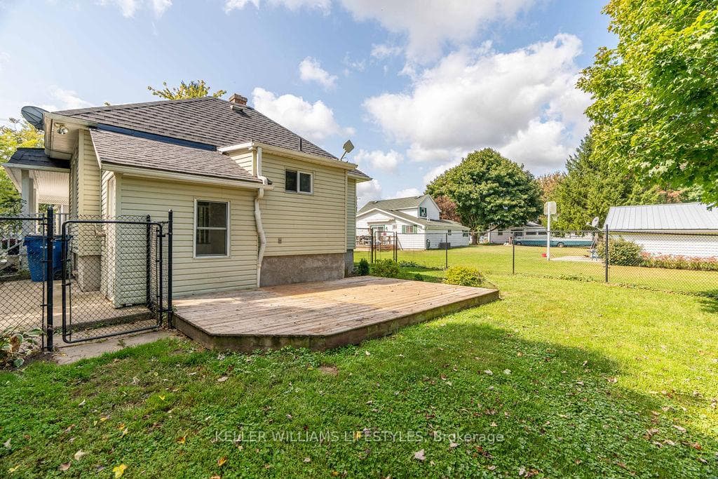 22828 Hagerty Road photo 27