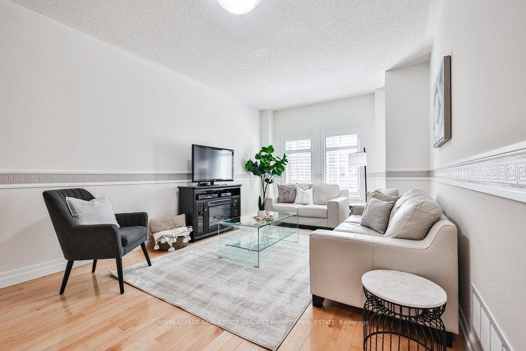 230 Paisley Boulevard Unit 25 photo 11
