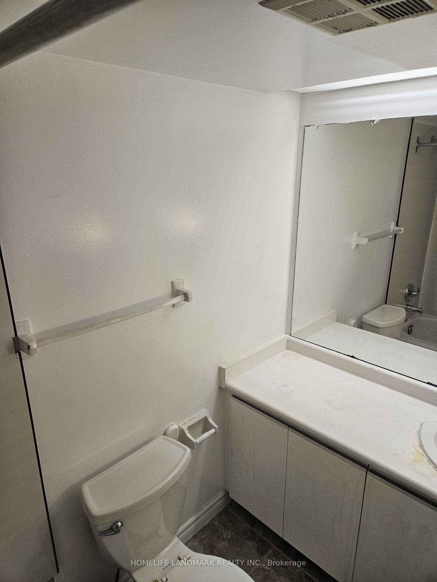 2460 Eglinton Avenue Unit 901 photo 11