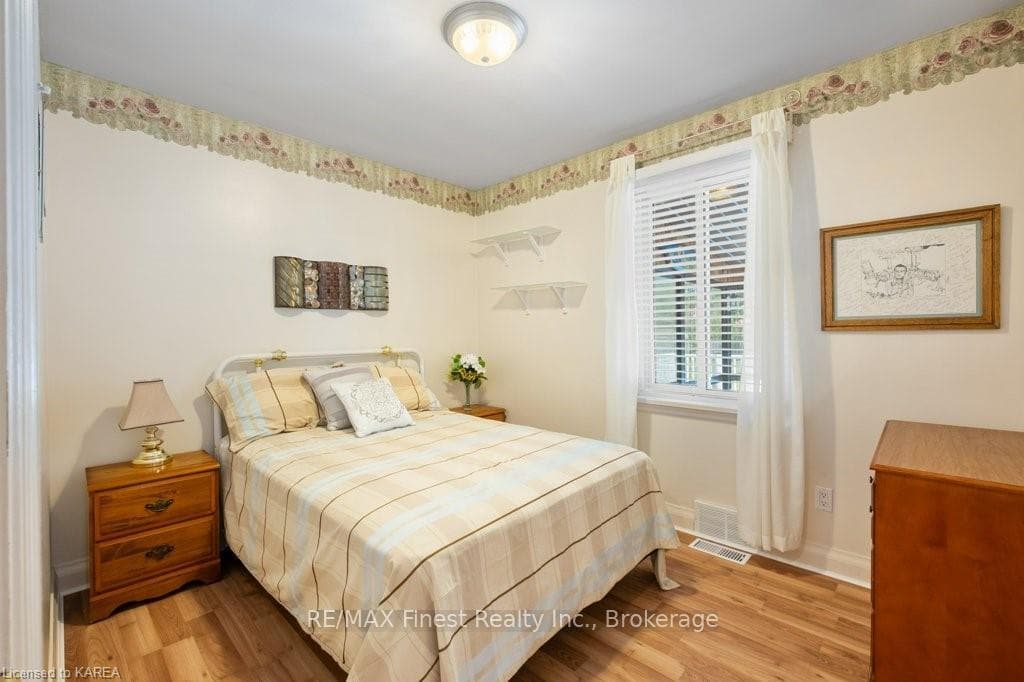 31 FAIRFIELD Boulevard photo 20