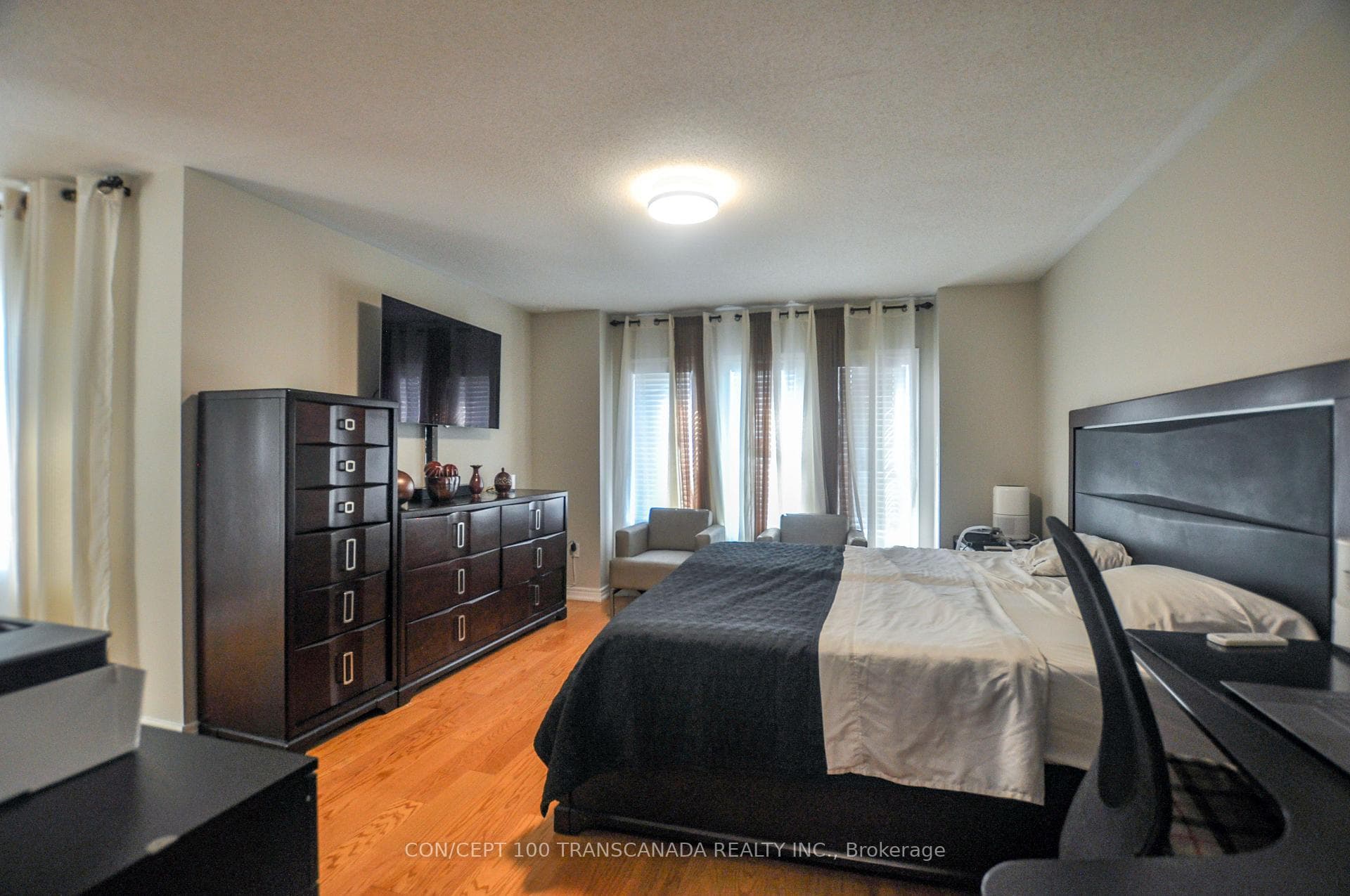 28 Rushingbrook Drive photo 7