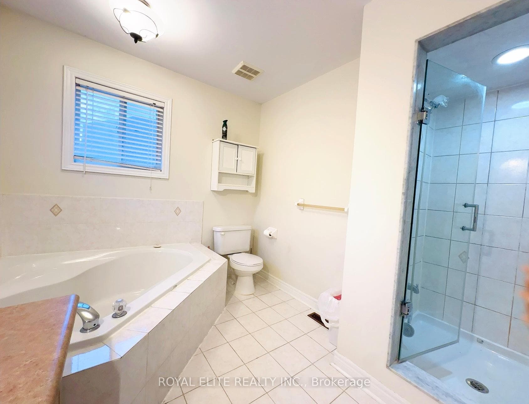 382 Marble Place photo 16