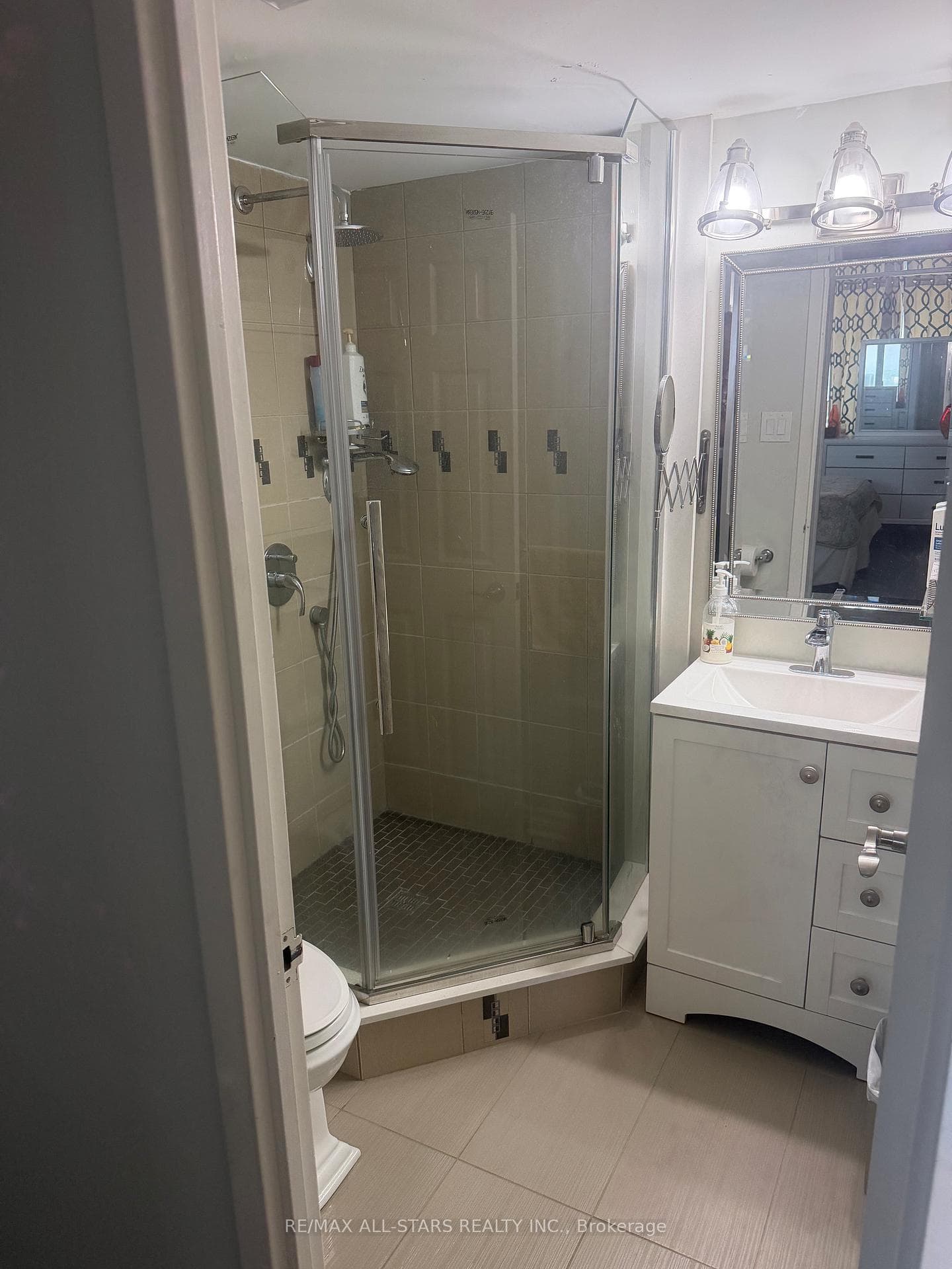 4725 Sheppard Avenue Unit 1607 photo 10