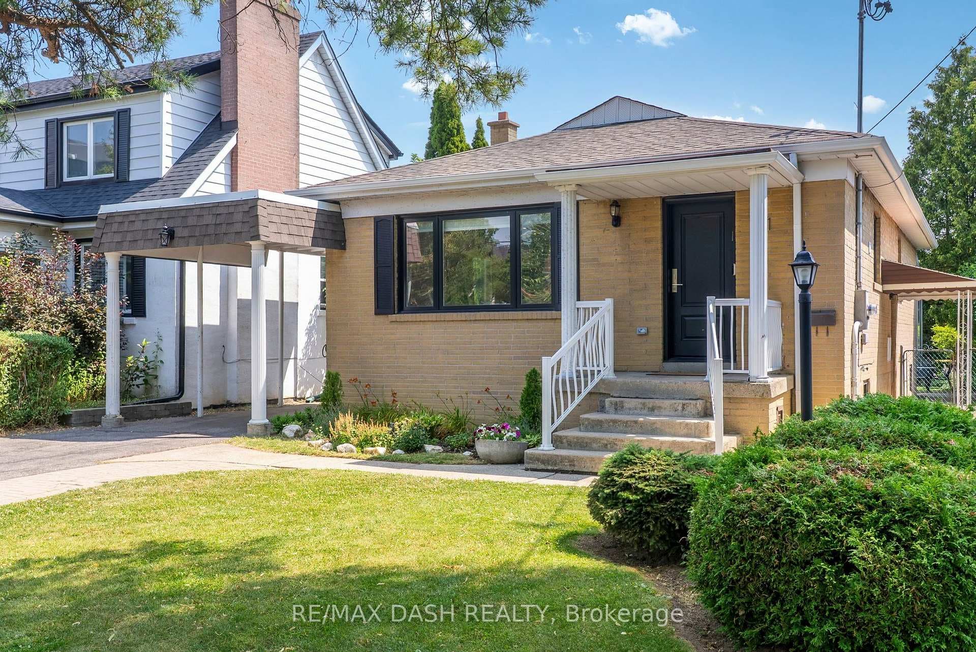 111 Gorman Park Road photo 14