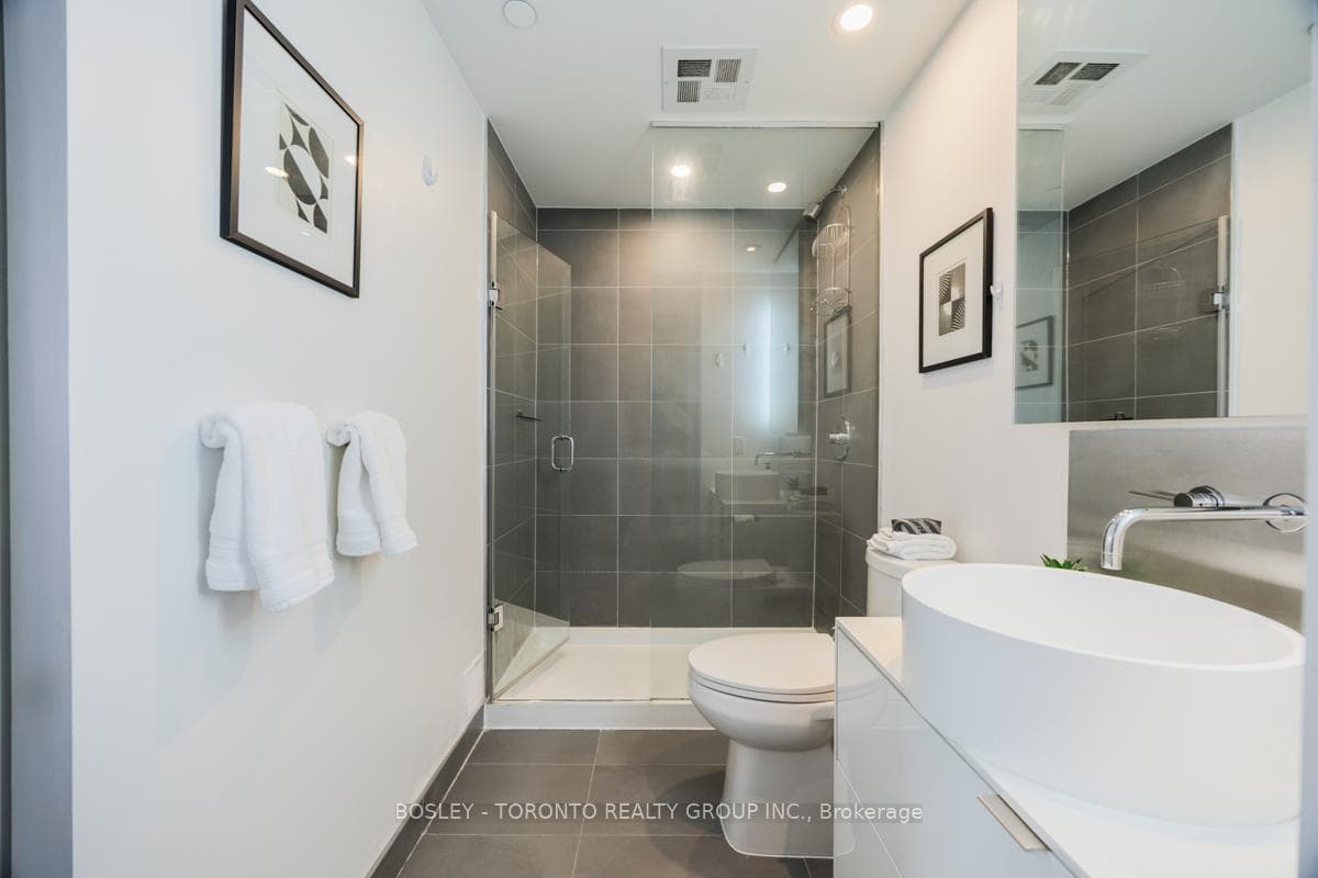 383 Sorauren Avenue Unit 308 photo 30