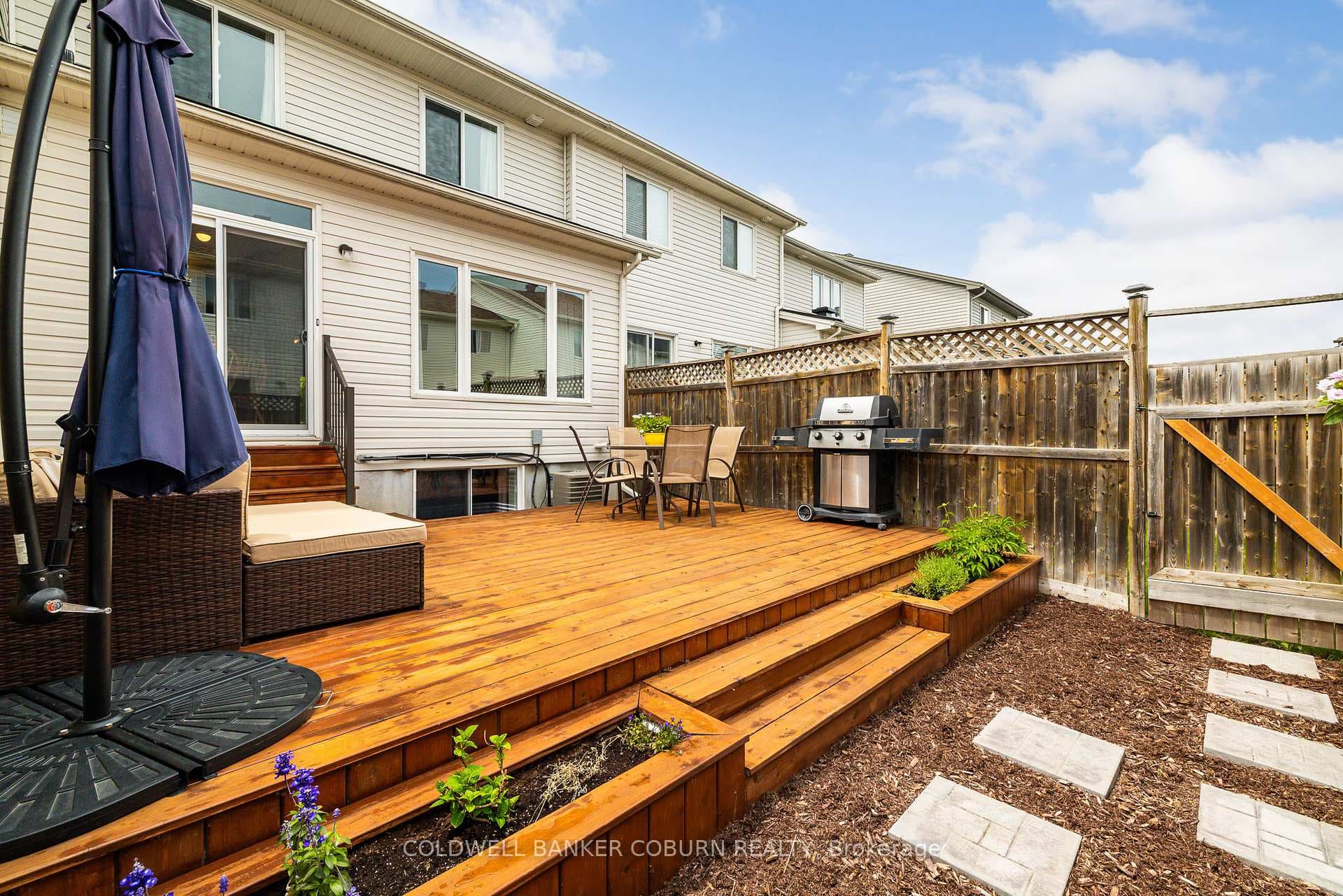 238 Arrita Street photo 33