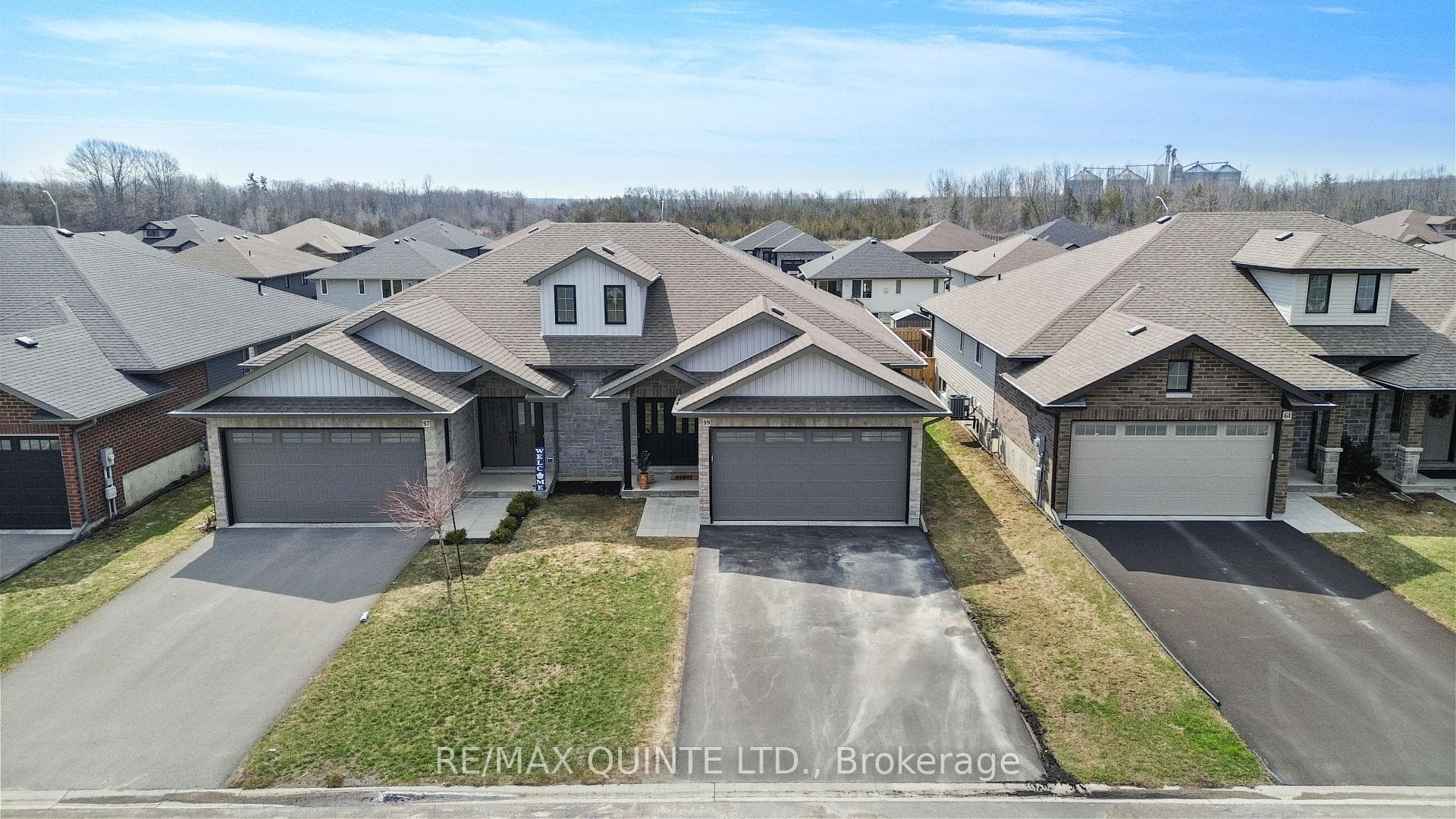 59 Hillside Meadow Drive photo 2