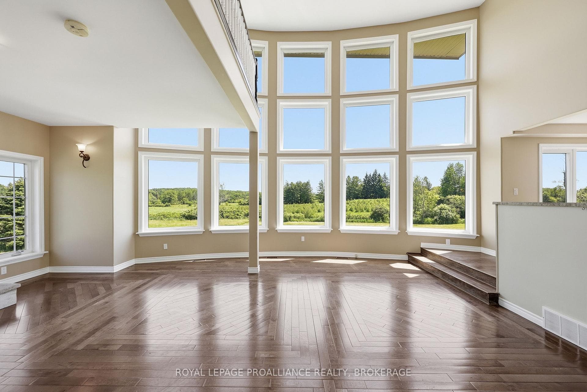 1461 English Way photo 13