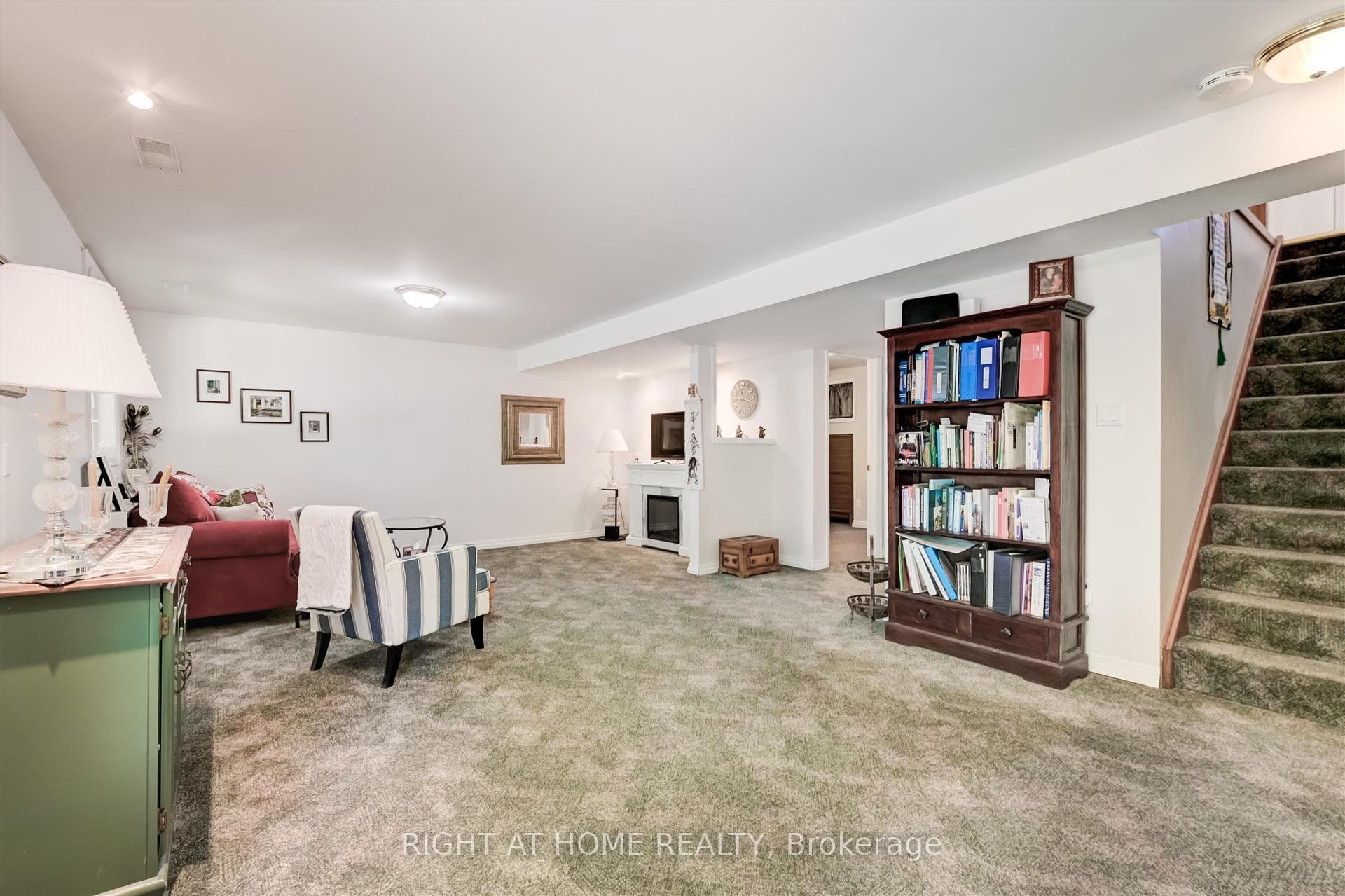 146 Carlson Drive photo 18