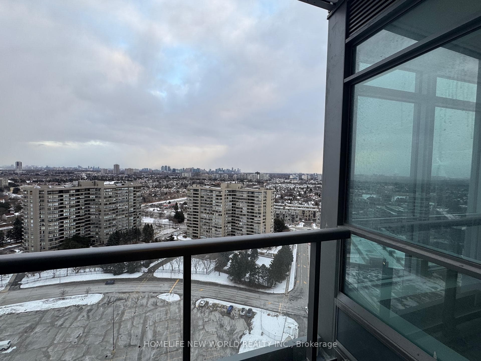 30 Upper Mall Way Unit 1901A photo 11