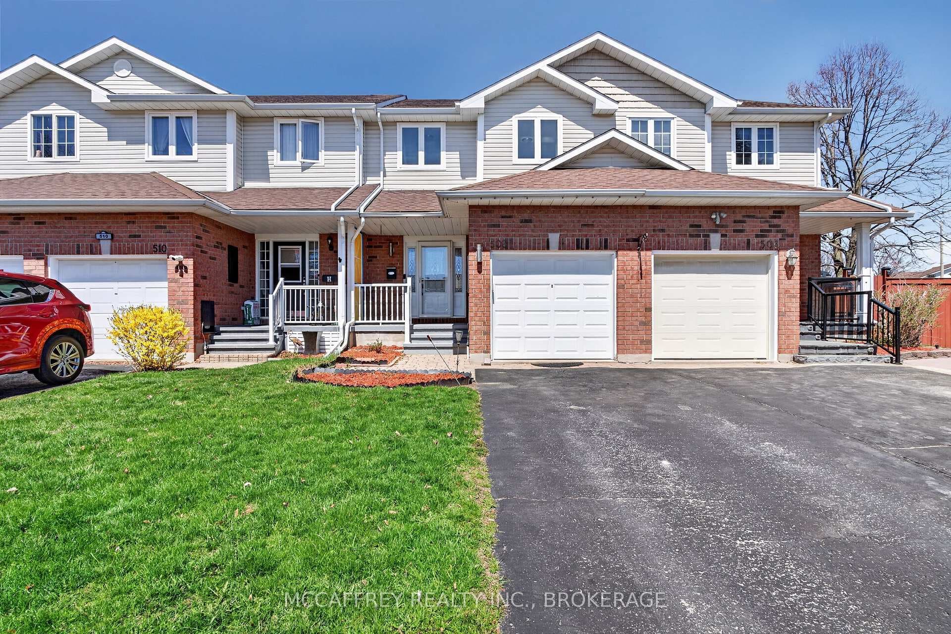 508 Farnham Court photo 46