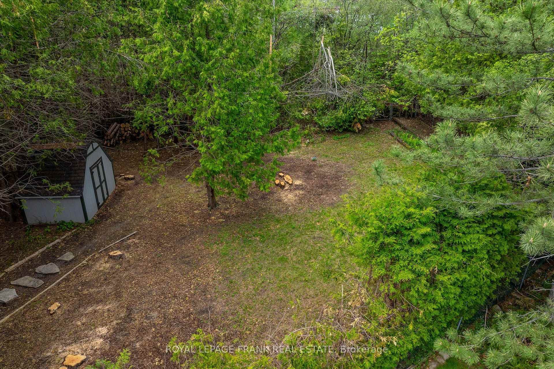 17 Claudette Court photo 47