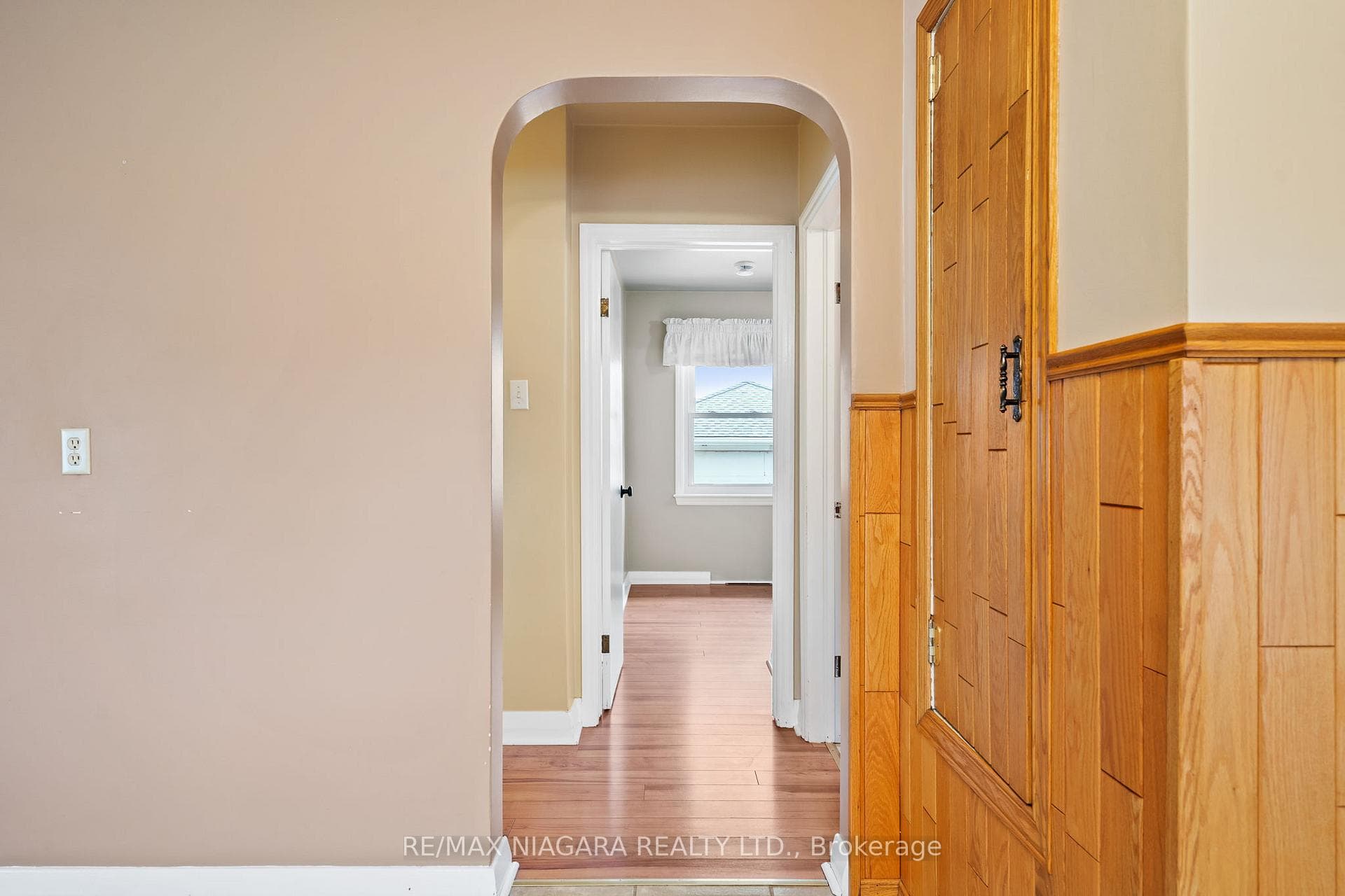 141 Mercury Avenue photo 10