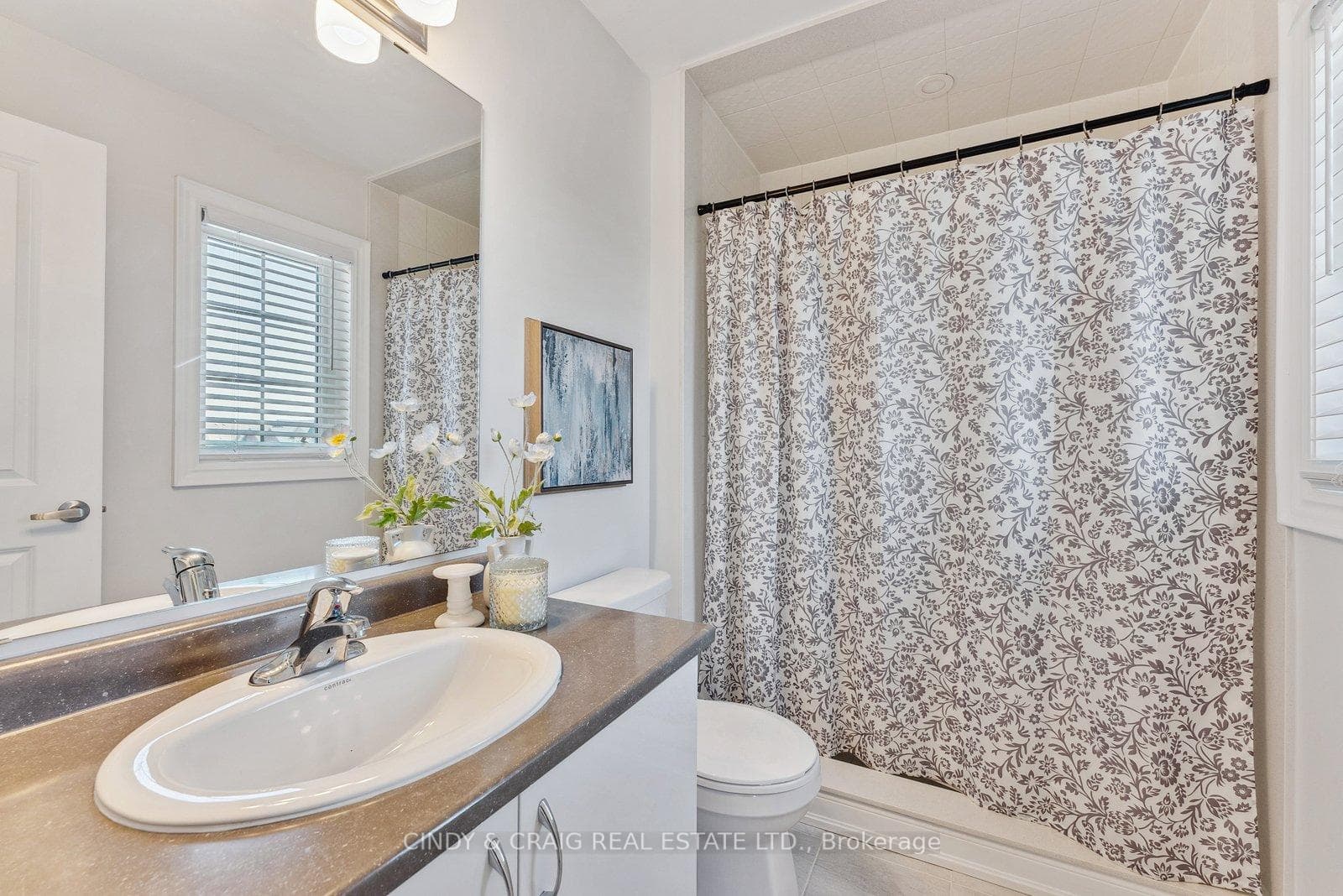 58 Highlands Boulevard photo 15